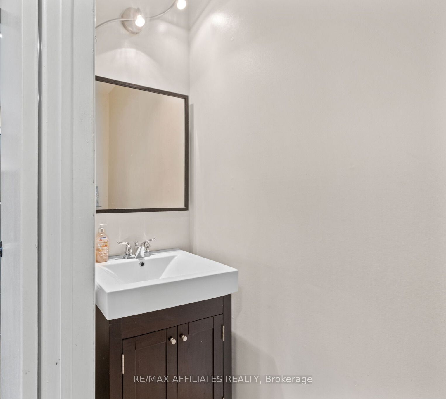 43 Bluegrass Drive Property Photo 7