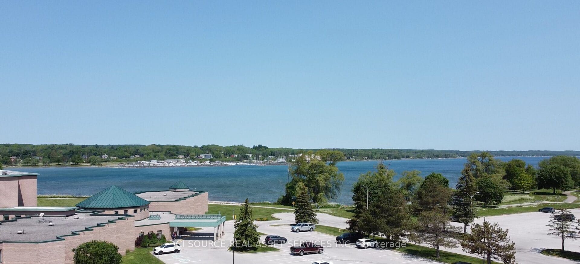 297 18th Street E 107 Property Photo 2