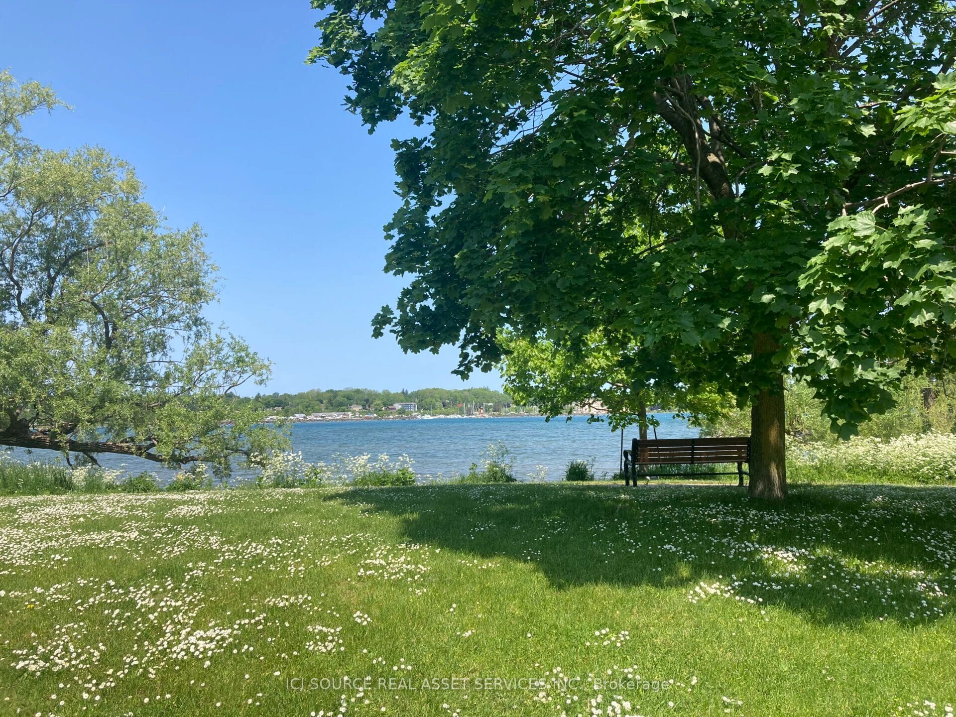 297 18th Street E 107 Property Photo 6