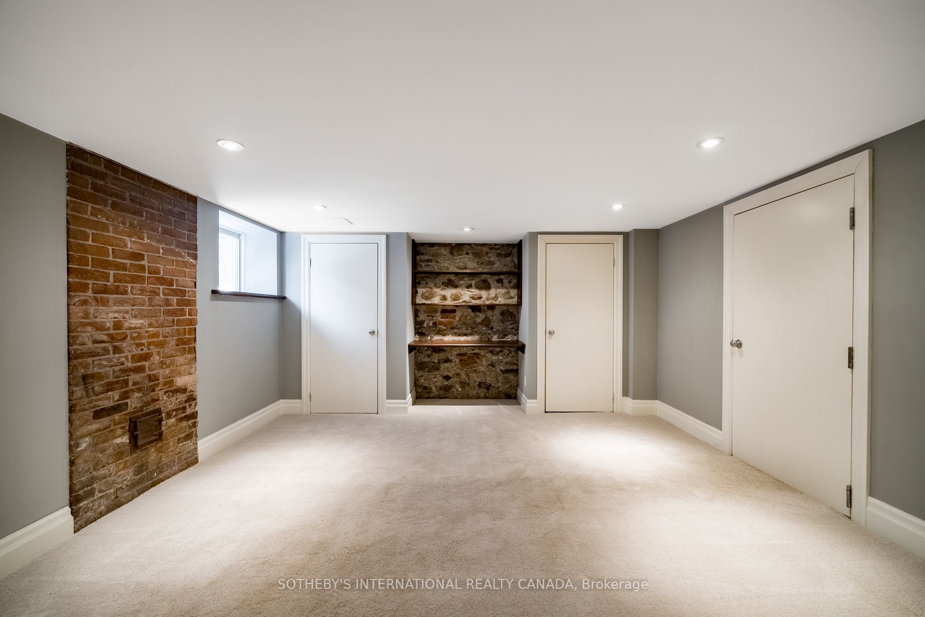 28 Bedford Street Property Photo 42