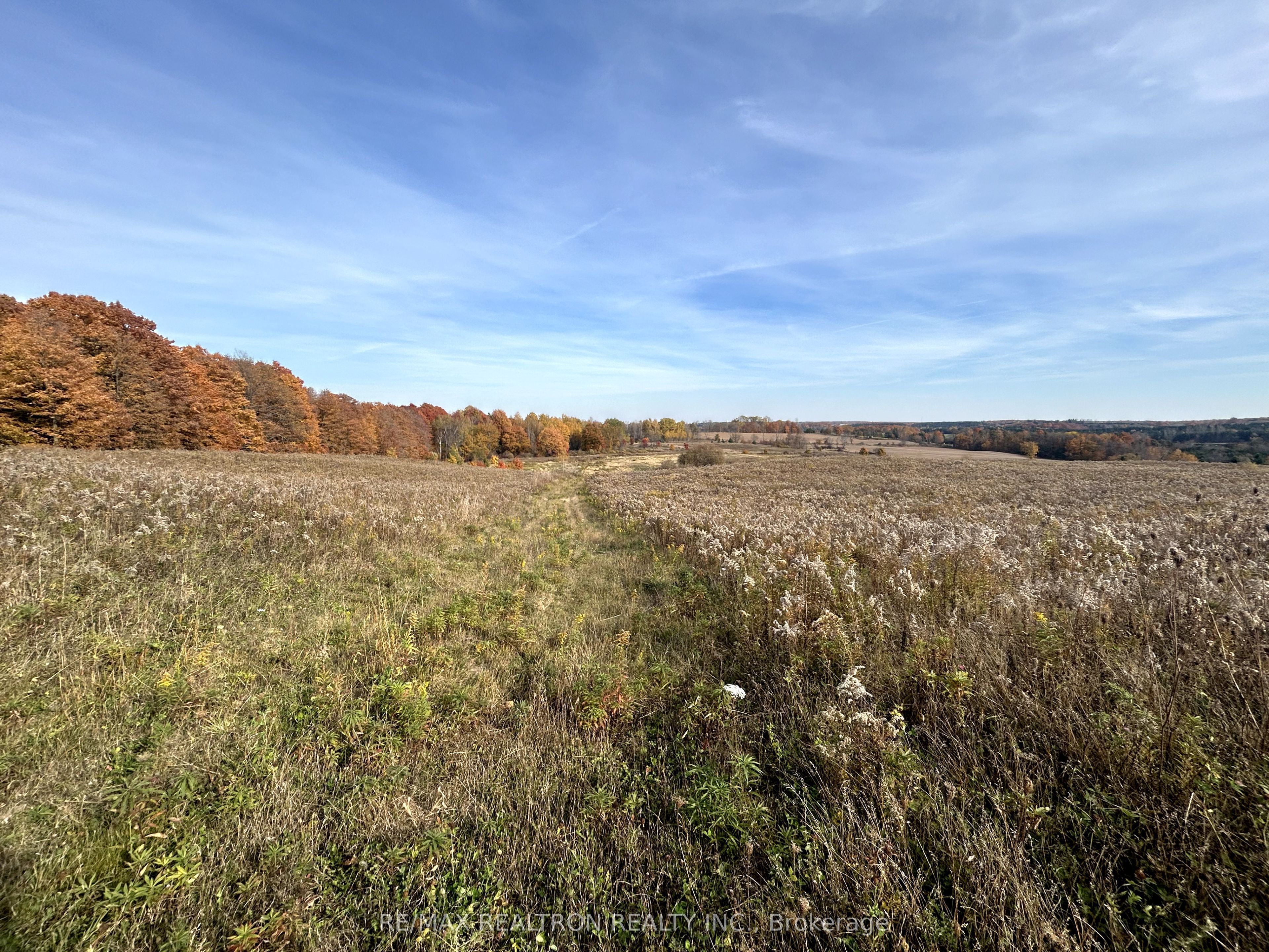 833160 4th Line Property Photo 20