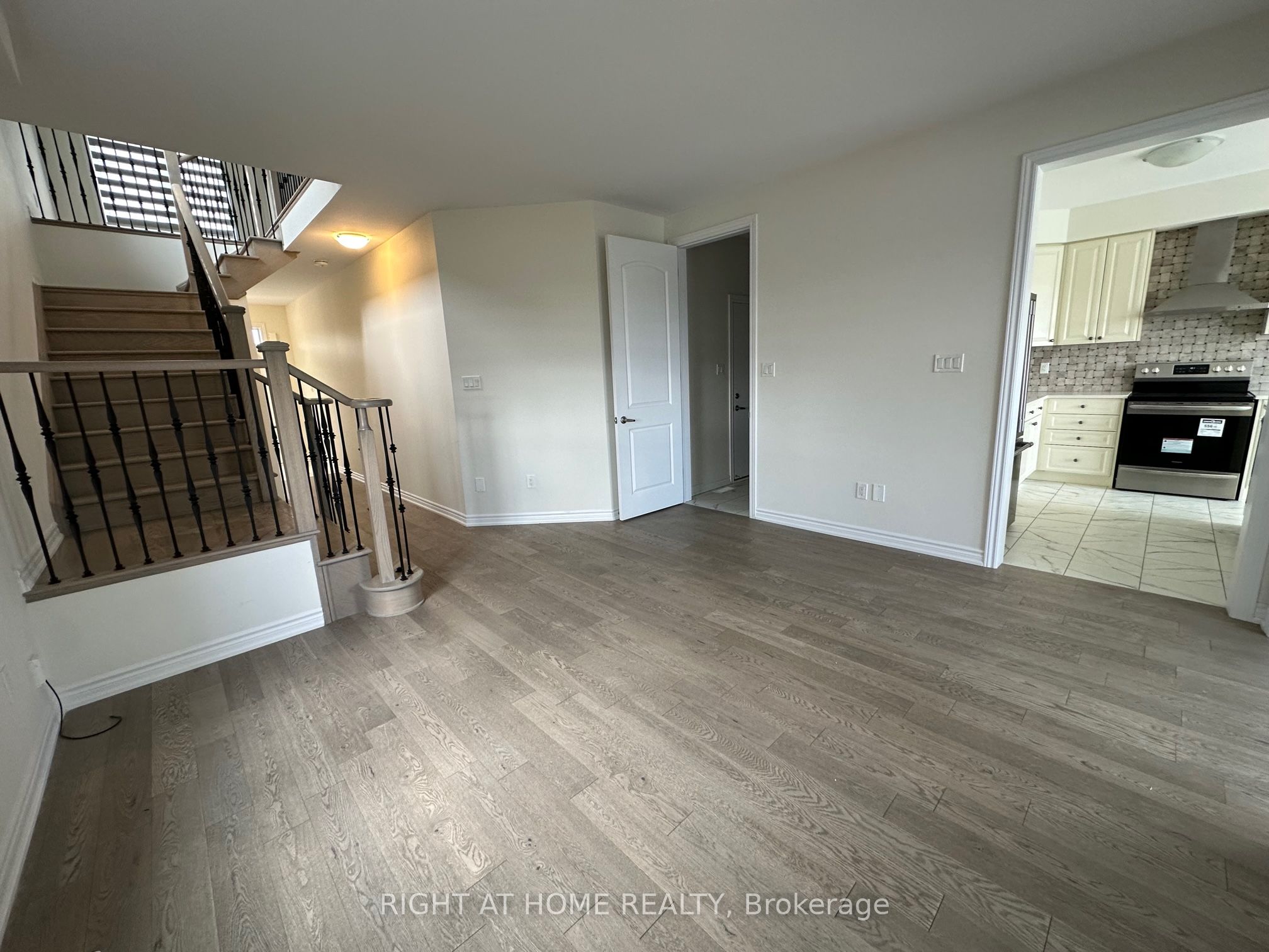 3 Bee Crescent Upper Property Photo 6