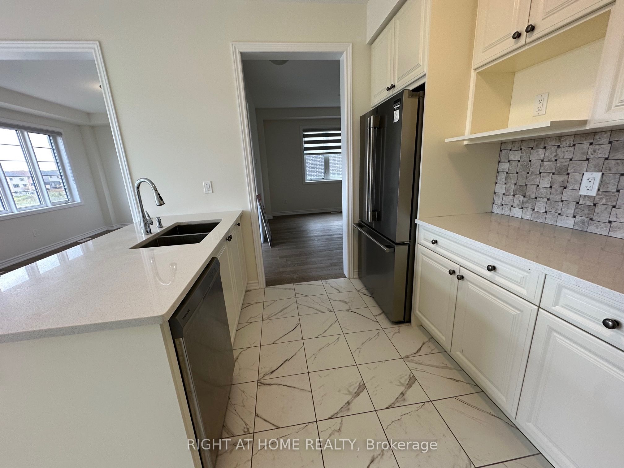 3 Bee Crescent Upper Property Photo 12