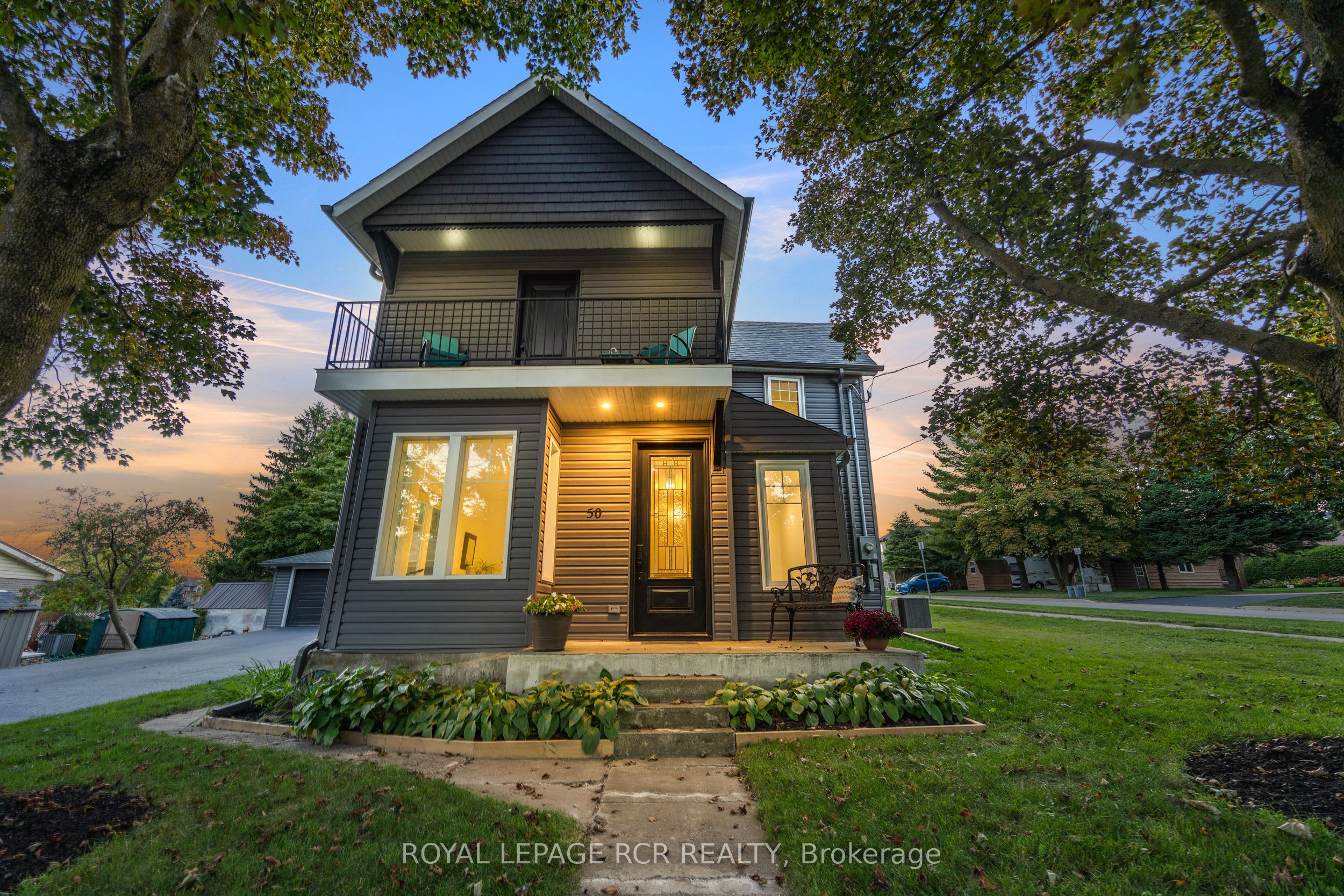 50 Leeson Street S Property Photo 1