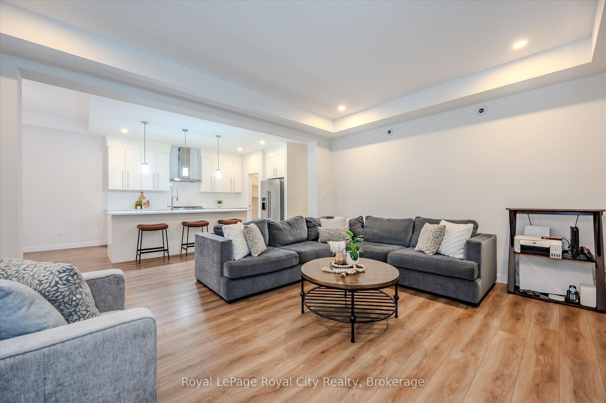 49 Ryder Avenue Property Photo 10