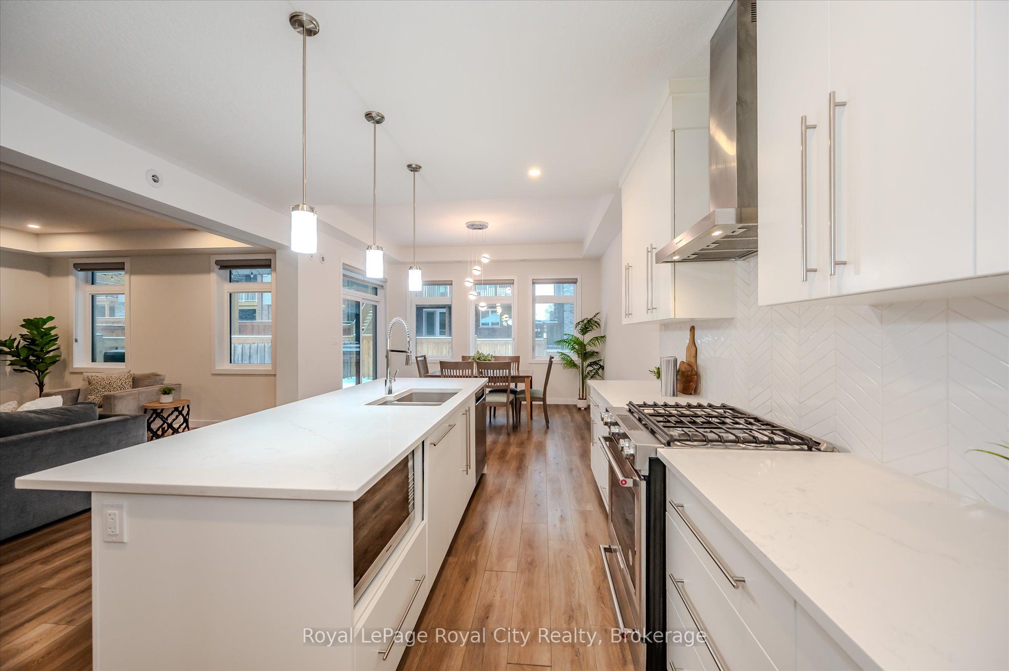 49 Ryder Avenue Property Photo 15