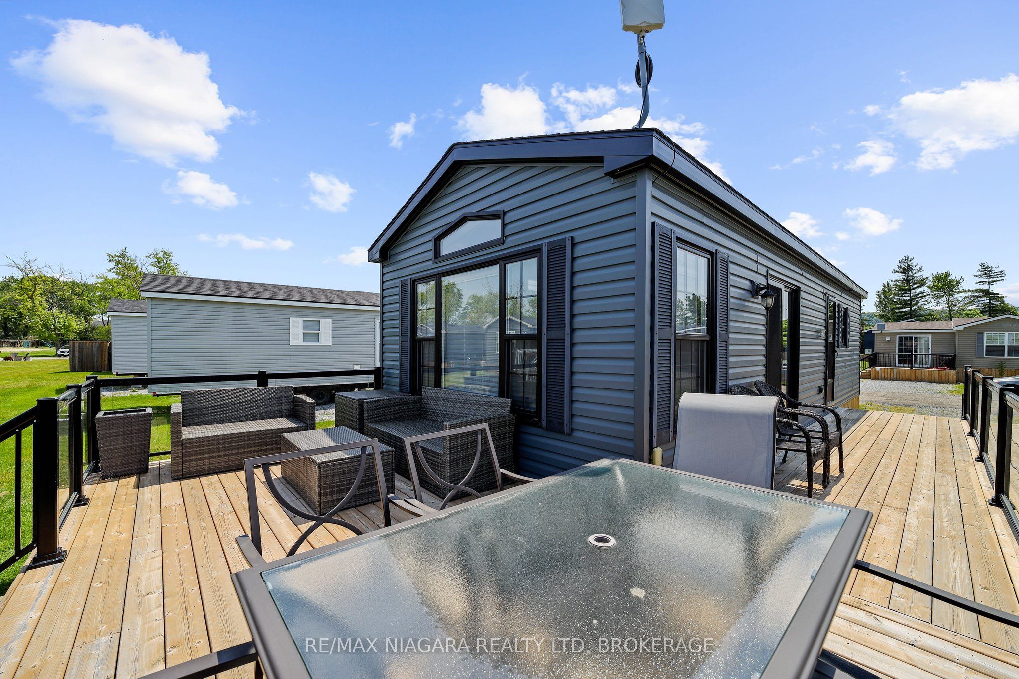 1501 LINE 8 Road 210 Property Photo 1