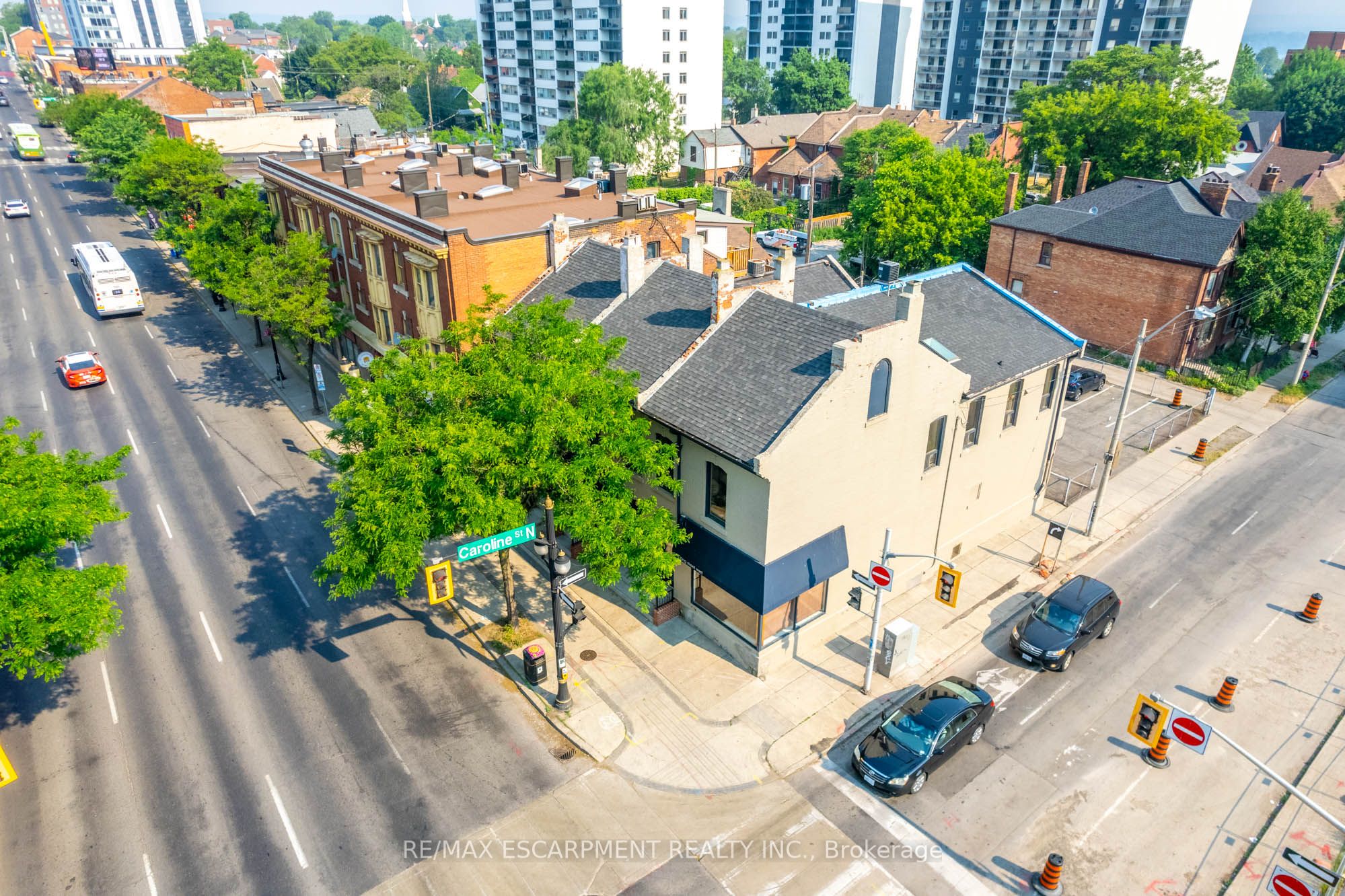 216-220 King Street W Property Photo 19