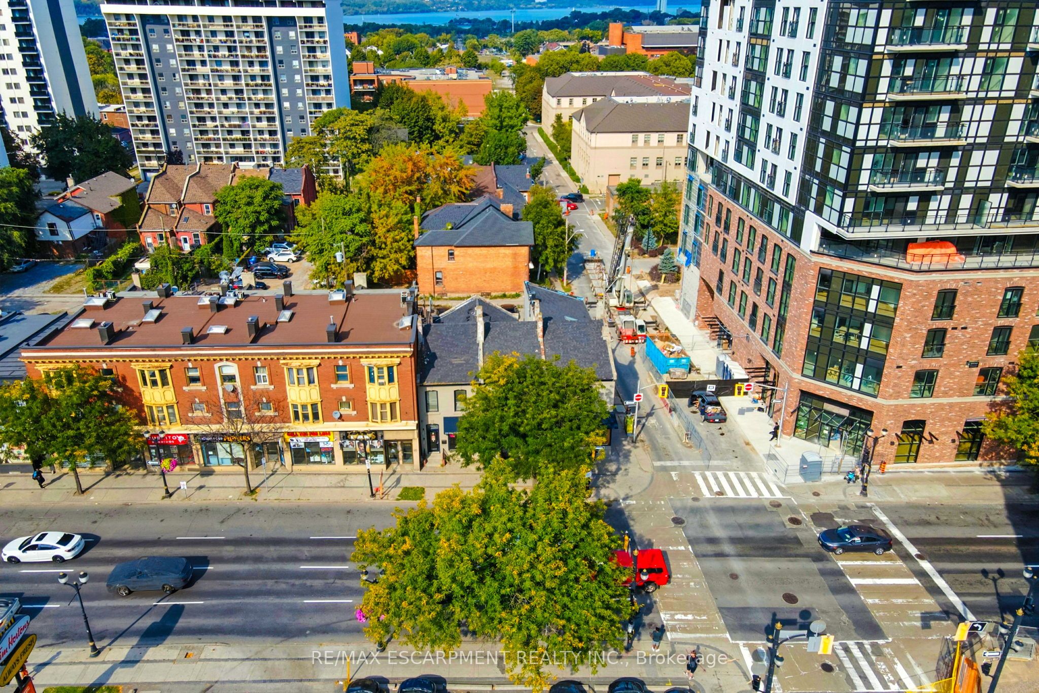 216-220 King Street W Property Photo 24