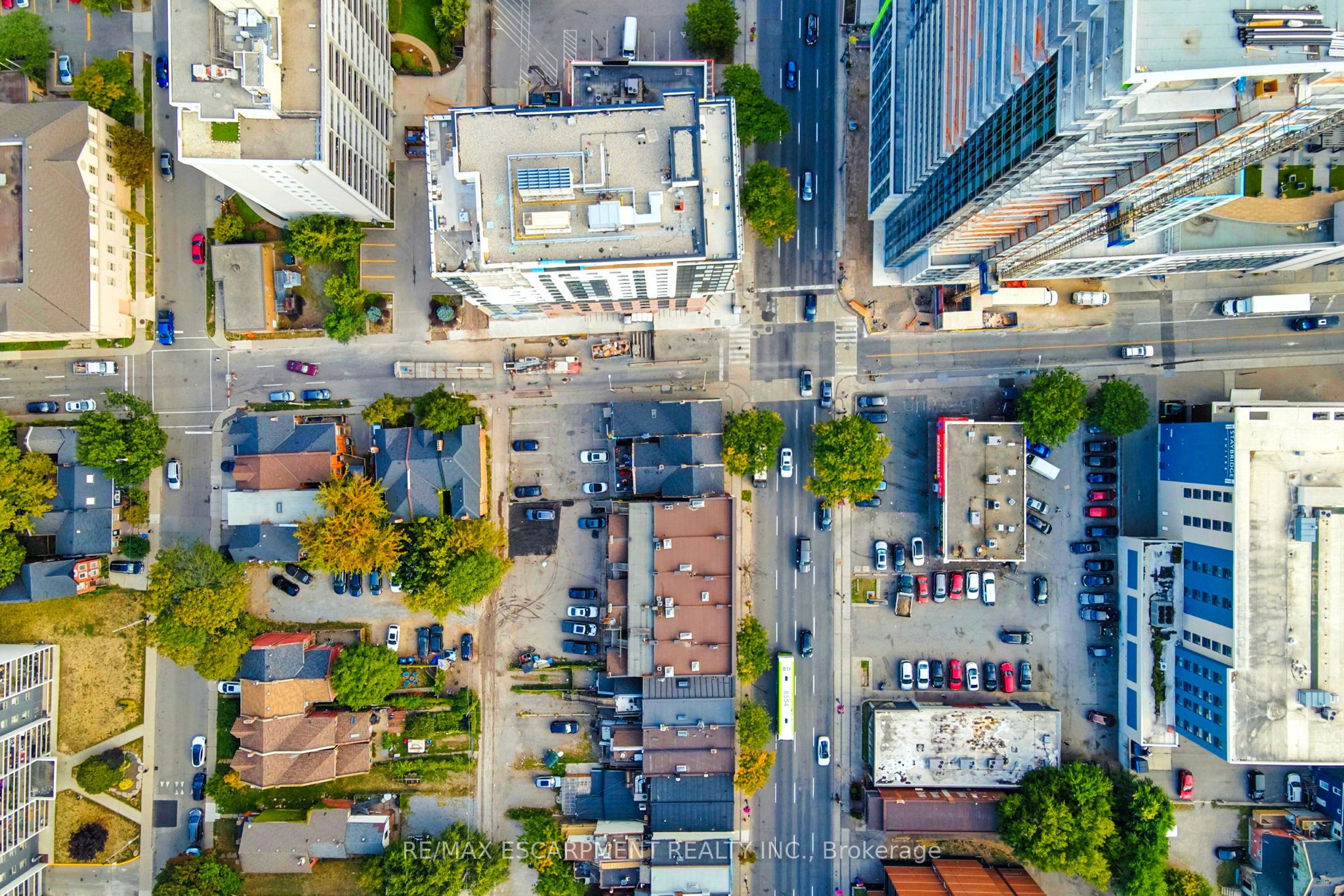 216-220 King Street W Property Photo 37