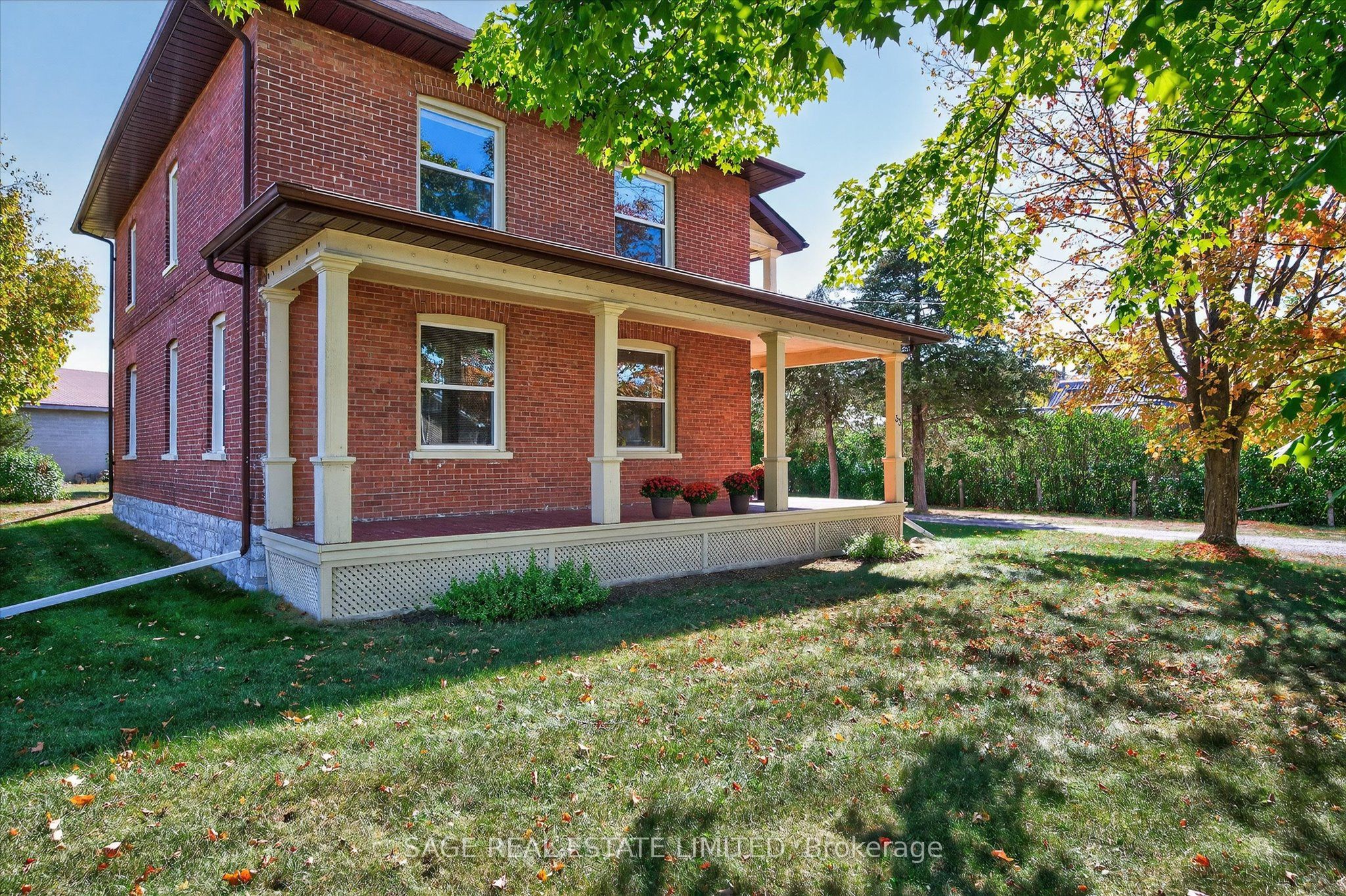 33 John Street Property Photo 3