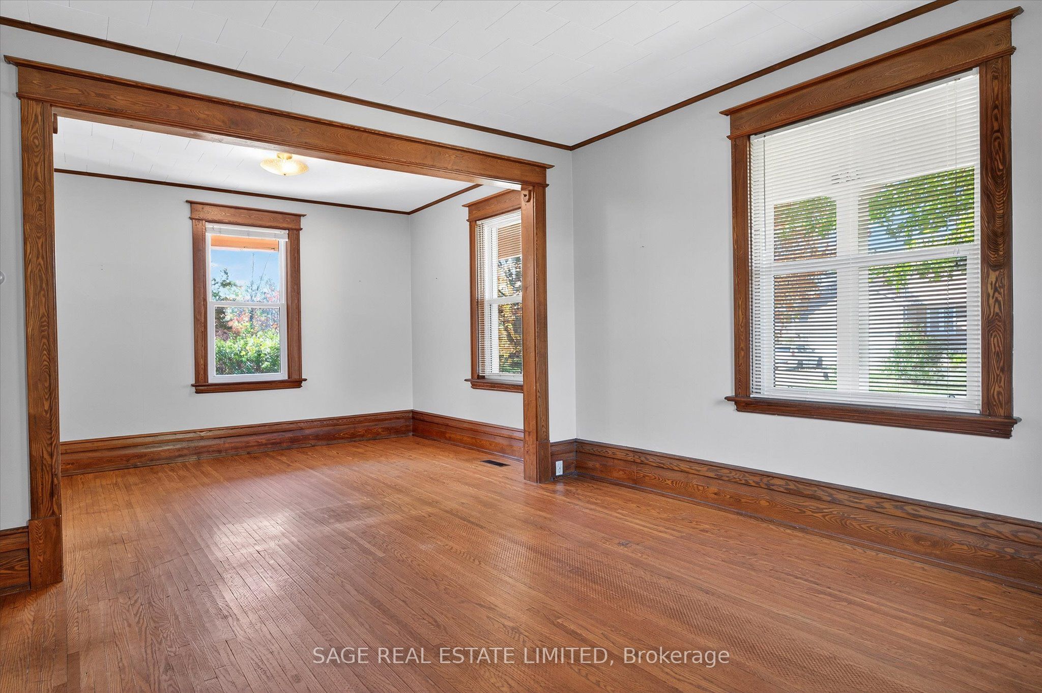 33 John Street Property Photo 13