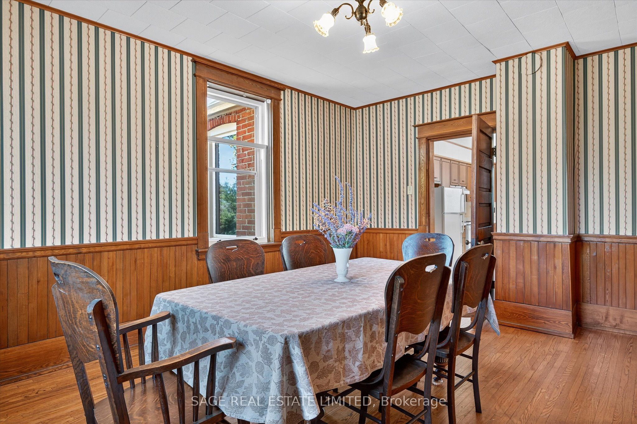 33 John Street Property Photo 19