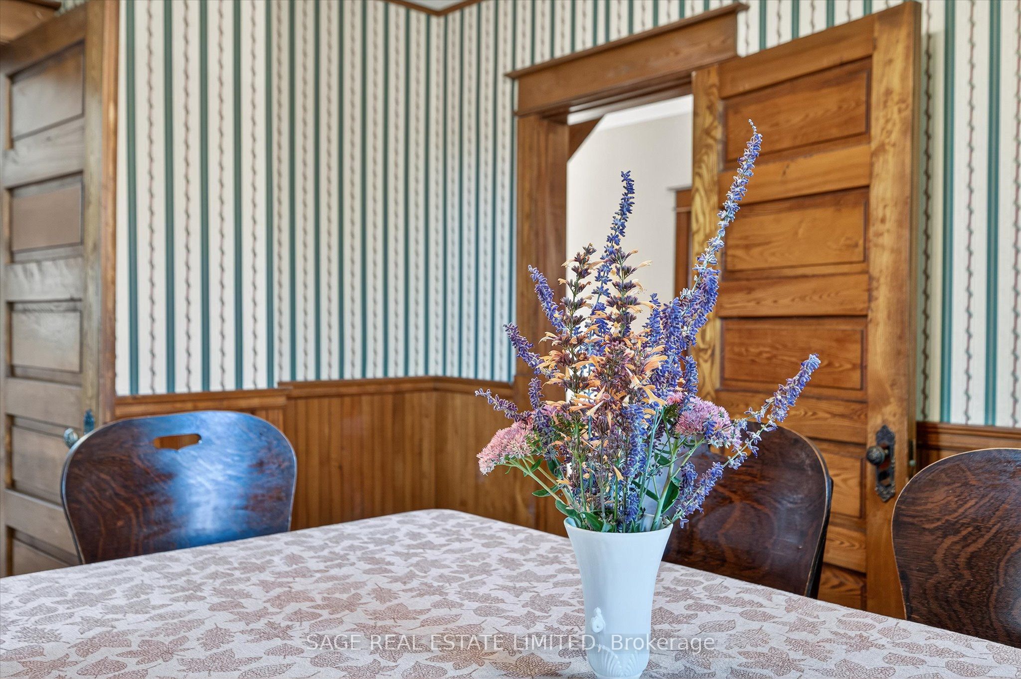 33 John Street Property Photo 21