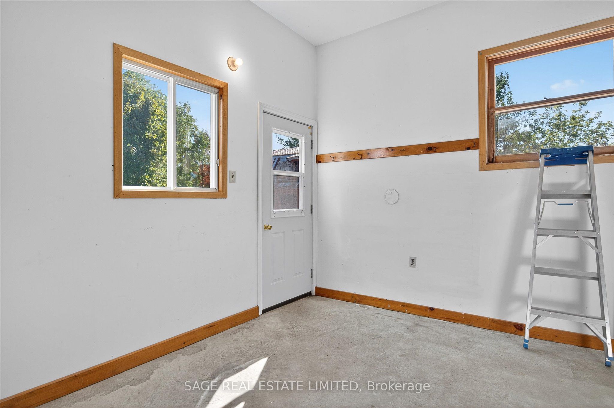 33 John Street Property Photo 26