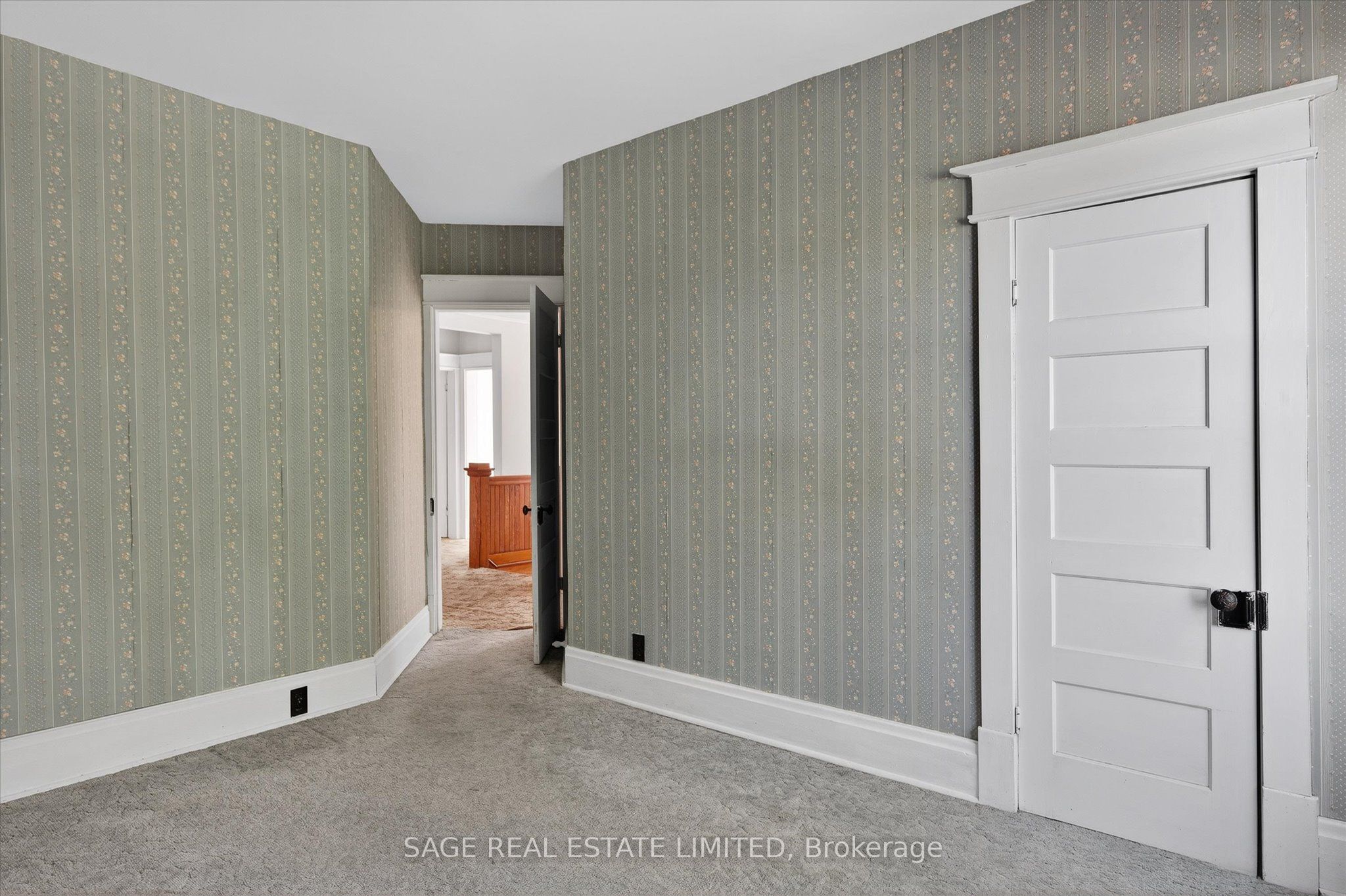 33 John Street Property Photo 34