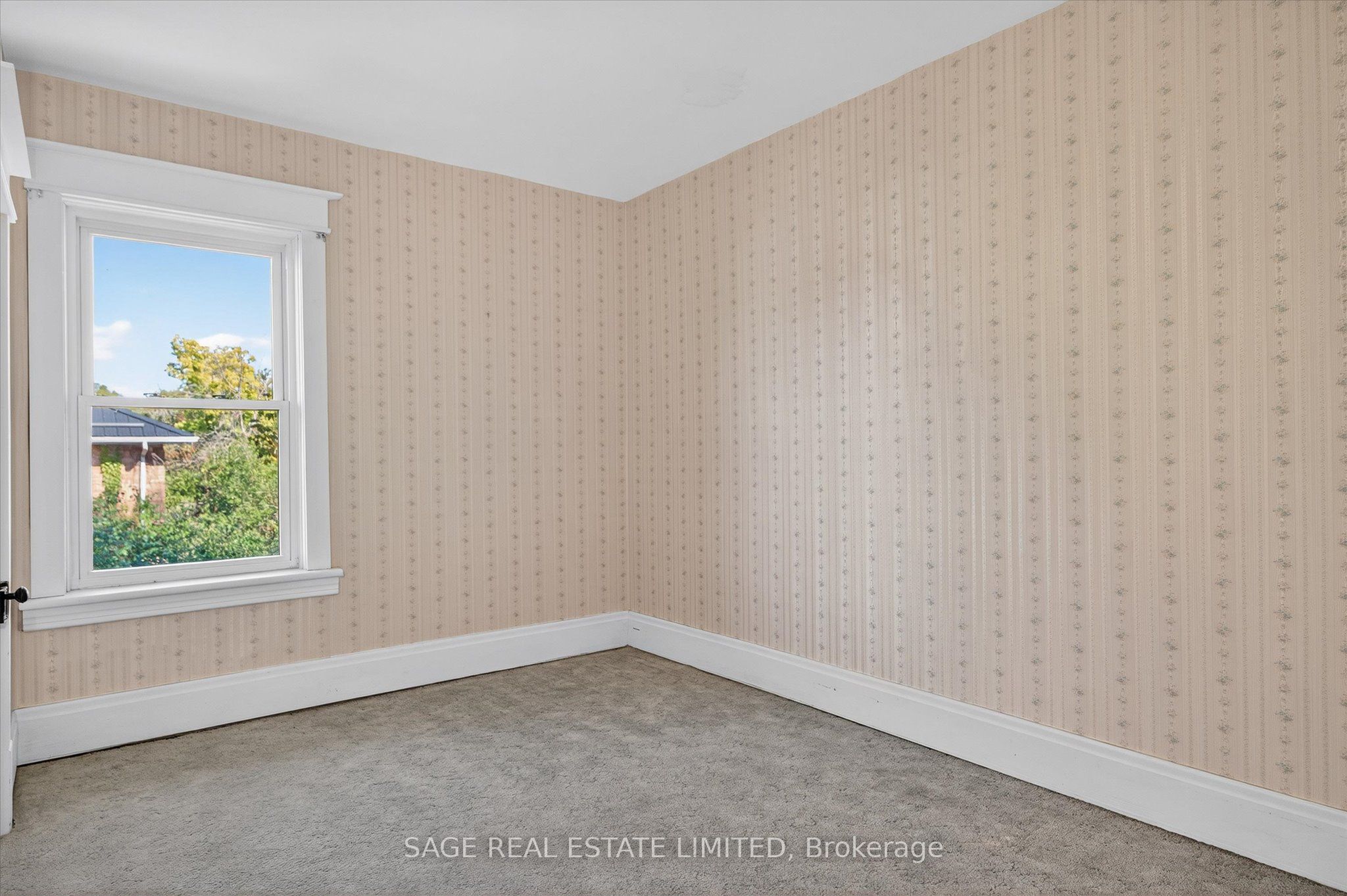 33 John Street Property Photo 37