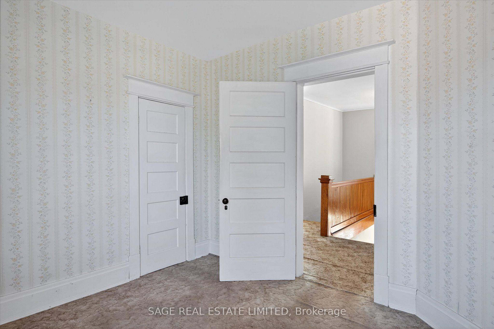 33 John Street Property Photo 40