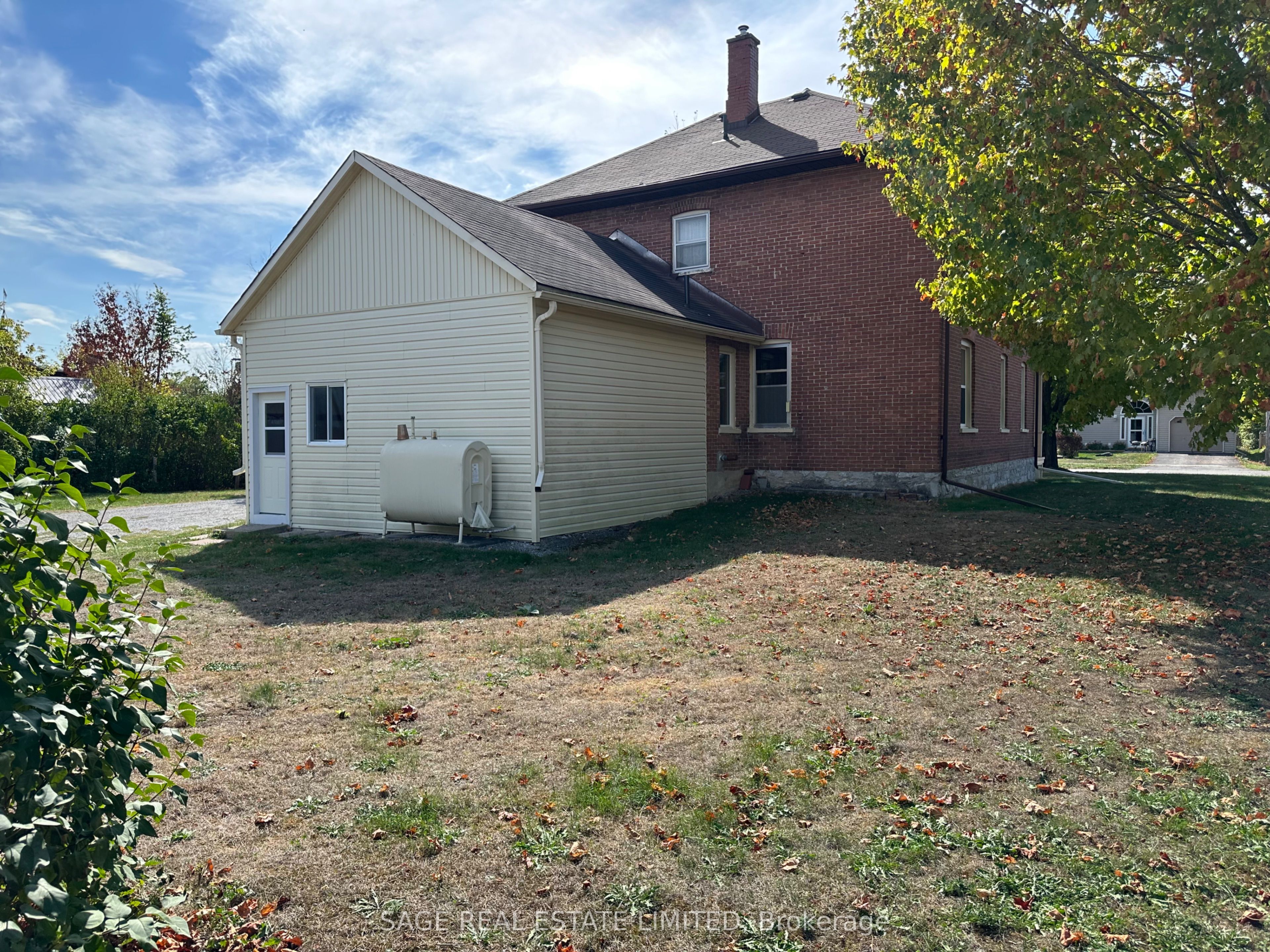 33 John Street Property Photo 41