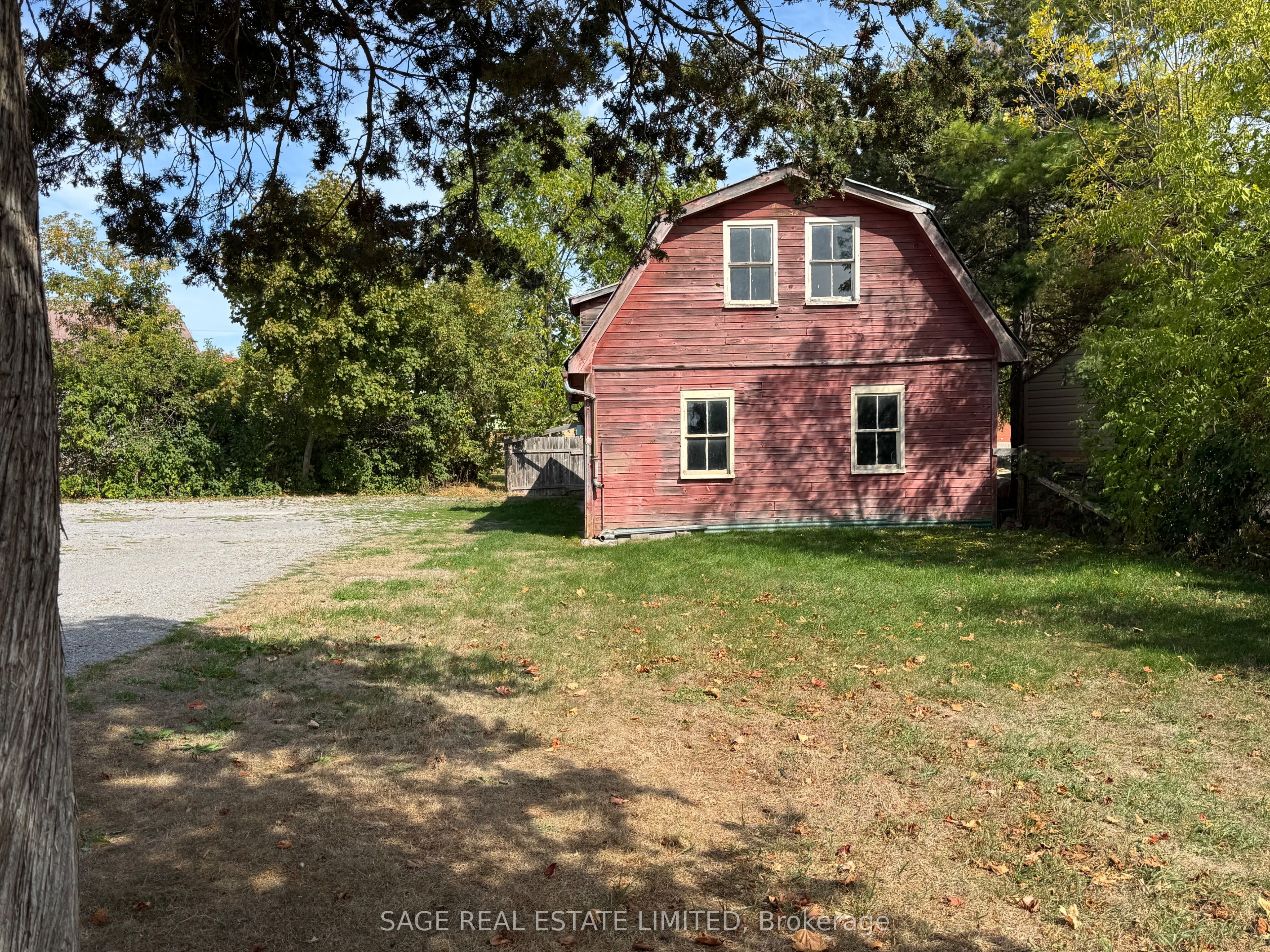 33 John Street Property Photo 48