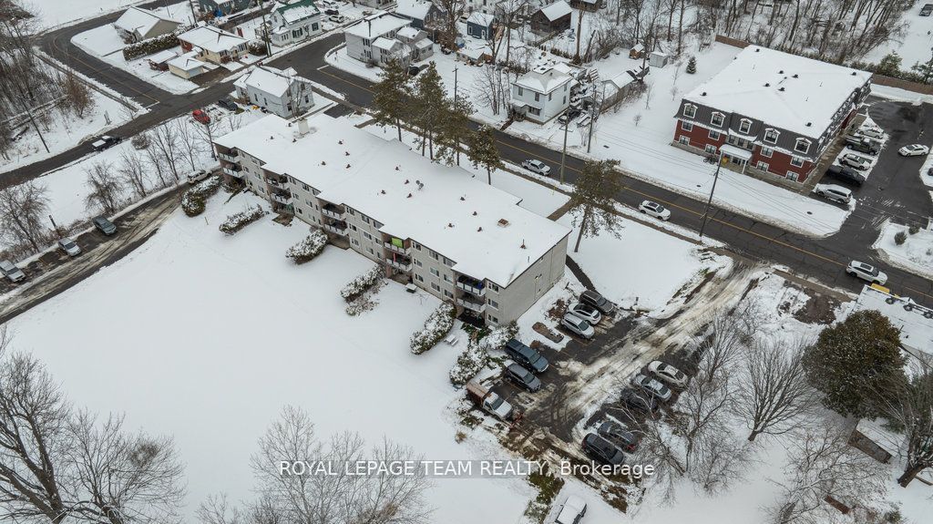 5 Rogers Road Property Photo 18