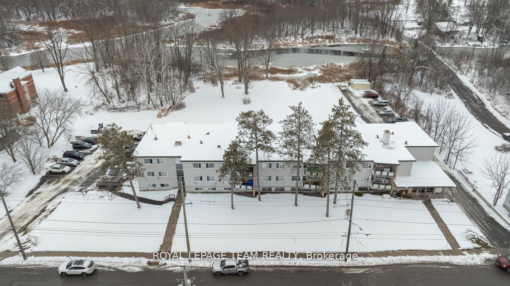 5 Rogers Road Property Photo 19