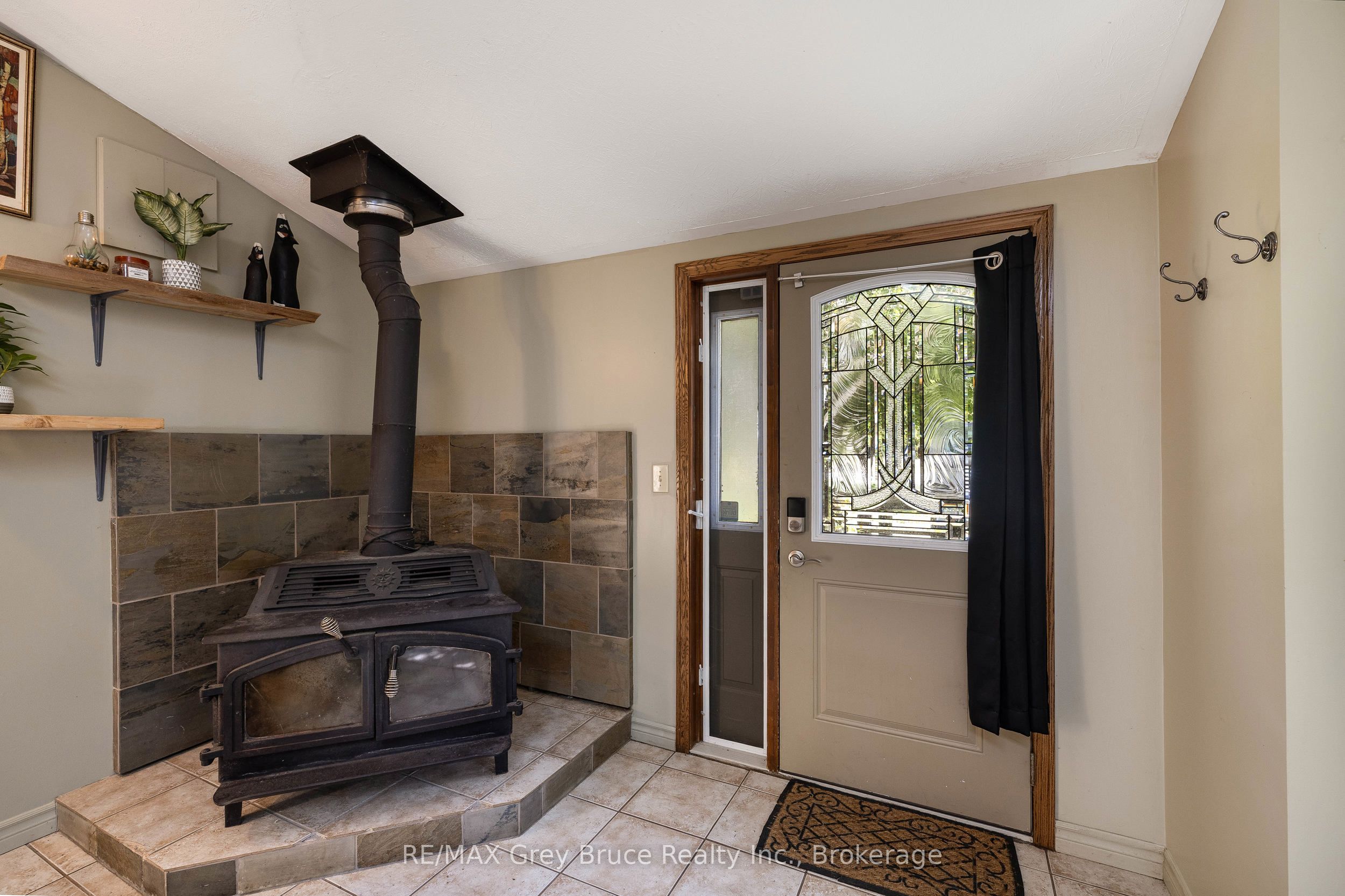 7011 Highway 6 Property Photo 25