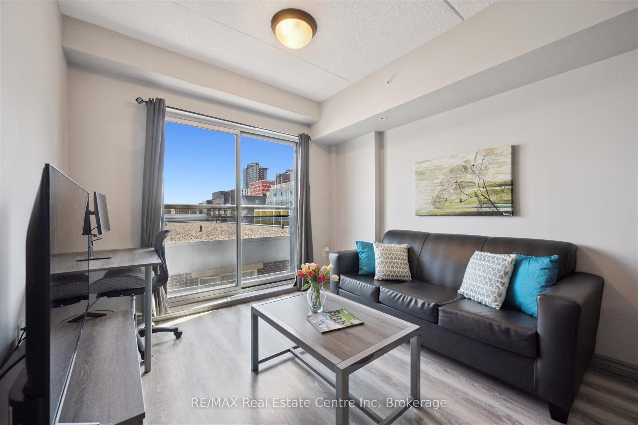 275 Larch Street F515 Property Photo 7