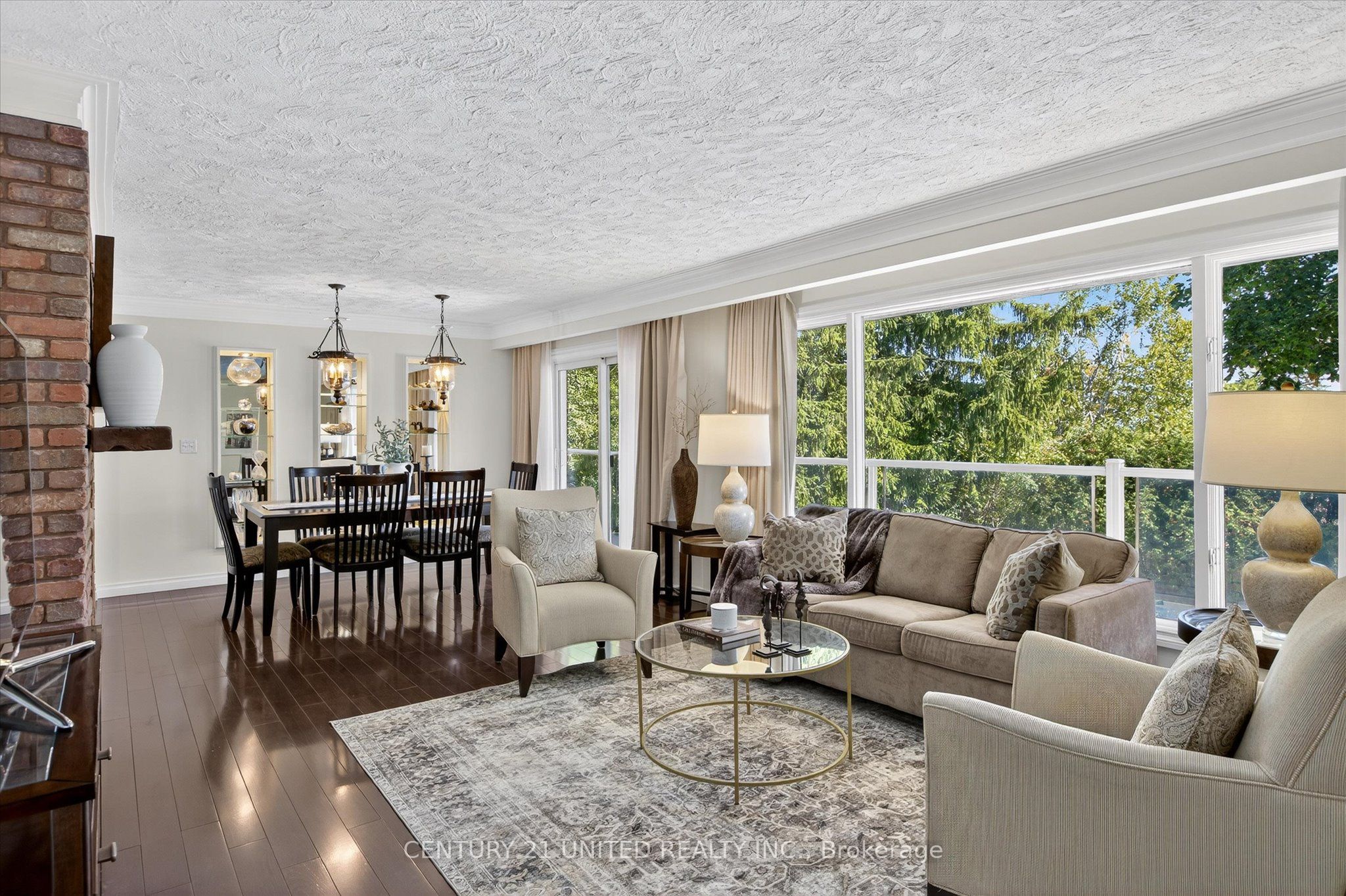 8 Oakwood Crescent Property Photo 5