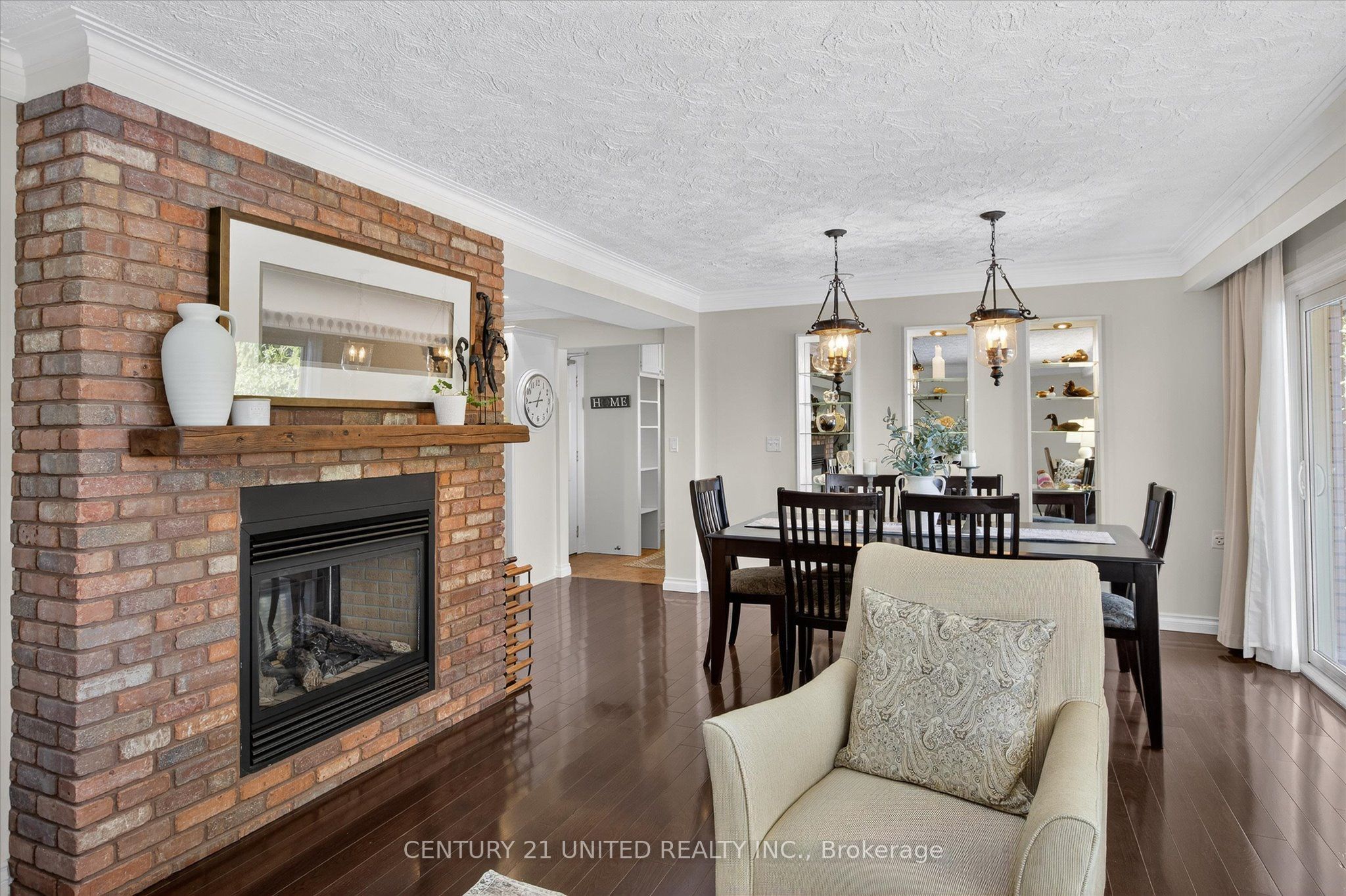 8 Oakwood Crescent Property Photo 7