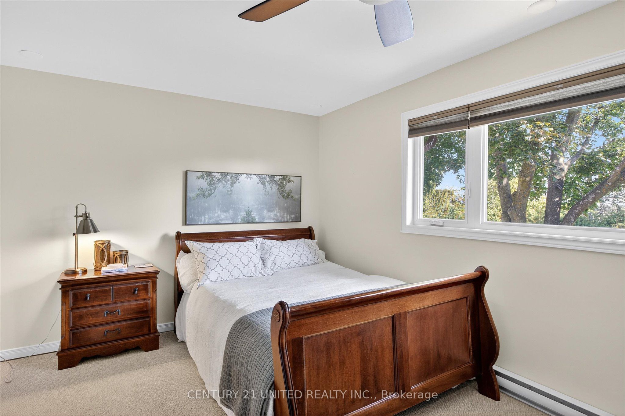 8 Oakwood Crescent Property Photo 16