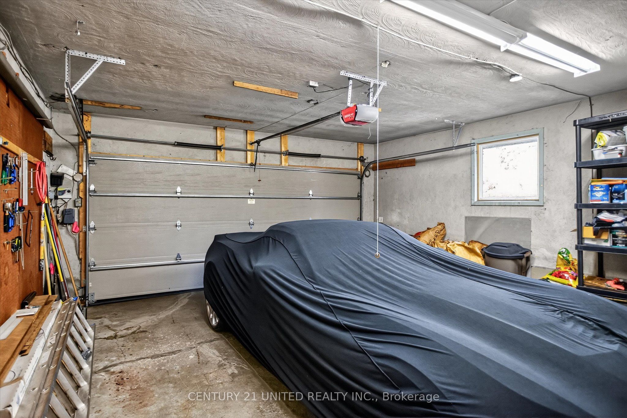 8 Oakwood Crescent Property Photo 23