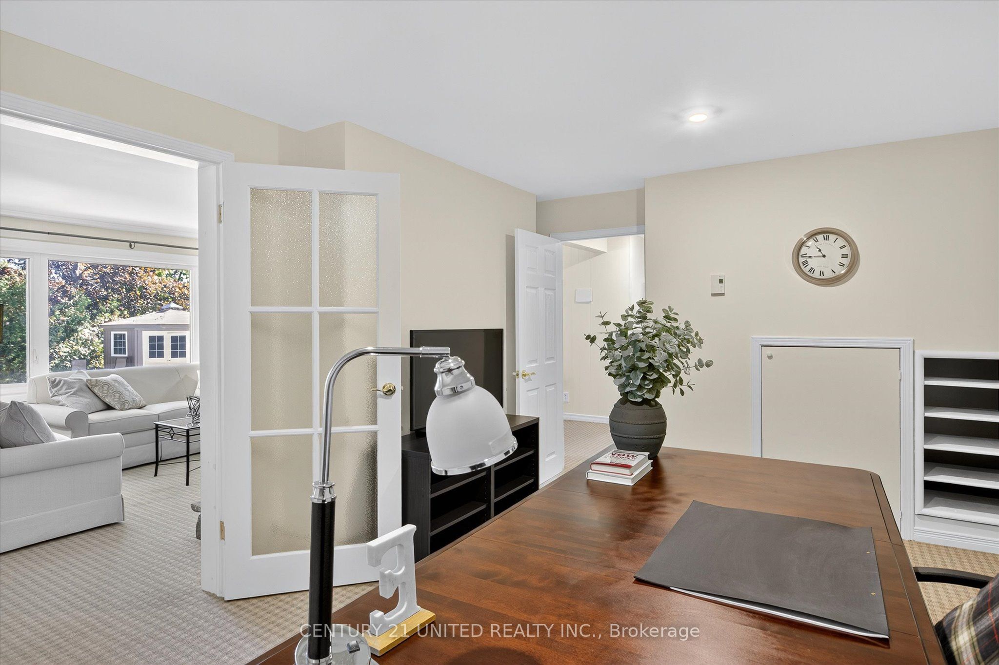 8 Oakwood Crescent Property Photo 32