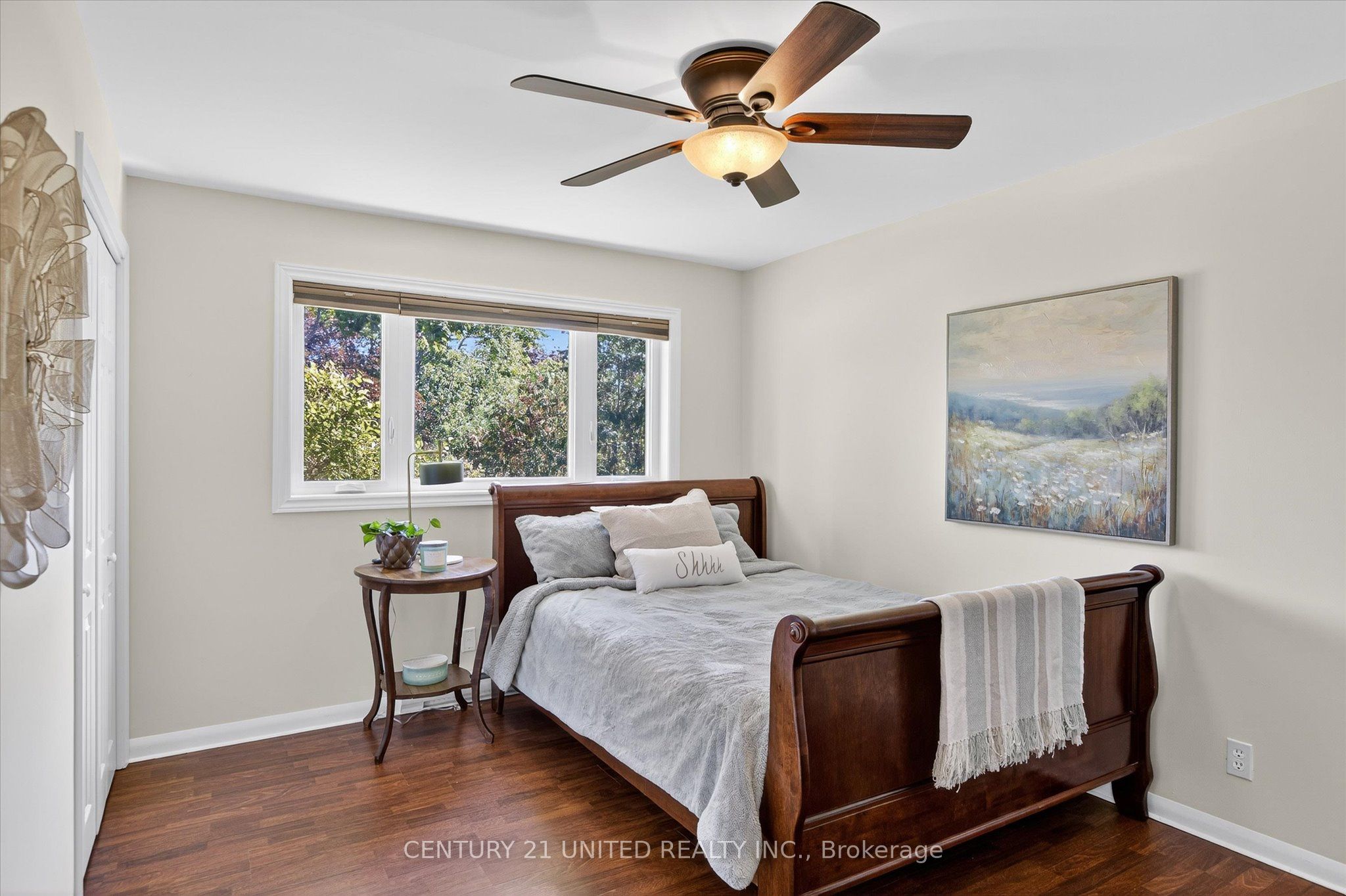 8 Oakwood Crescent Property Photo 33