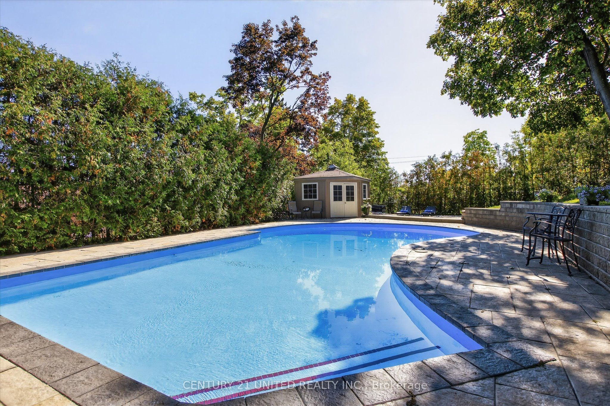 8 Oakwood Crescent Property Photo 41