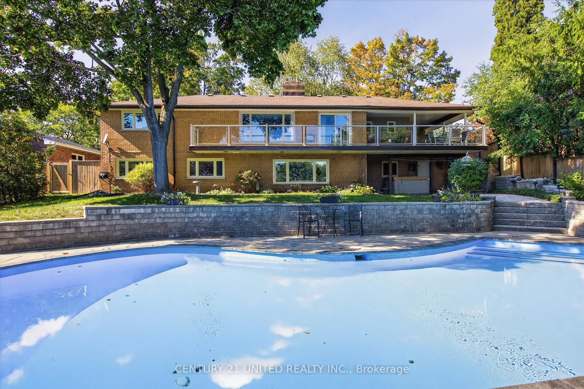 8 Oakwood Crescent Property Photo 43