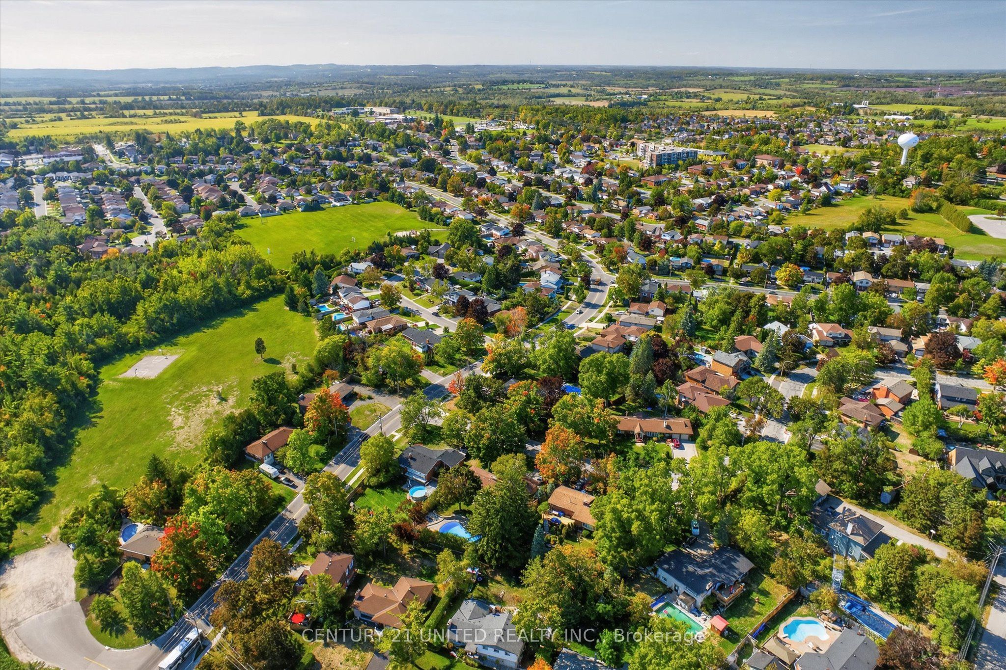 8 Oakwood Crescent Property Photo 46