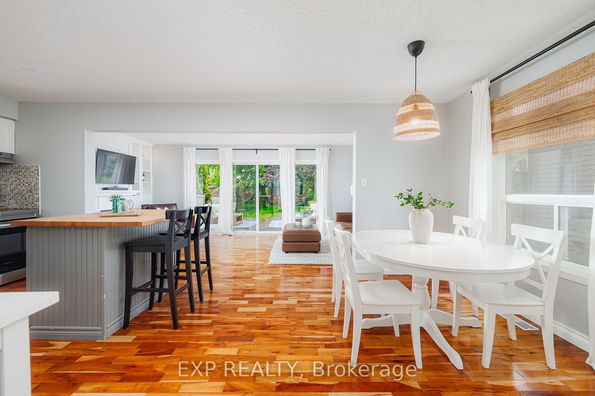 508 Brookmill Crescent Property Photo 3