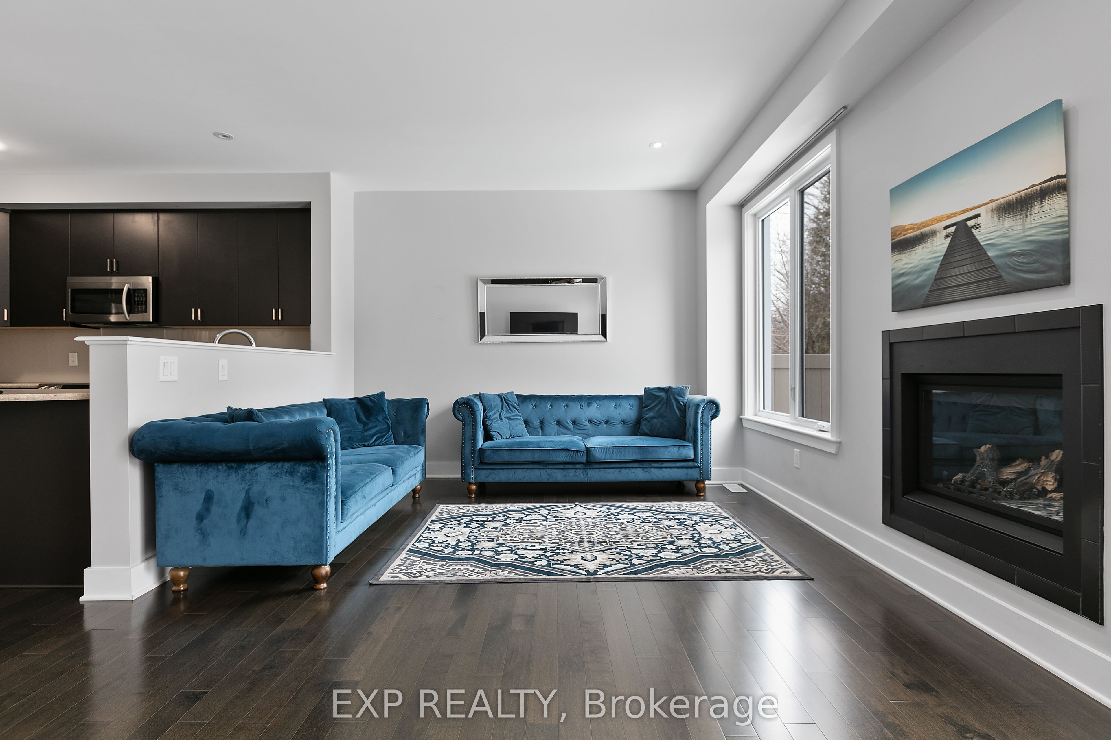 167 Highbury Park Drive Property Photo 8