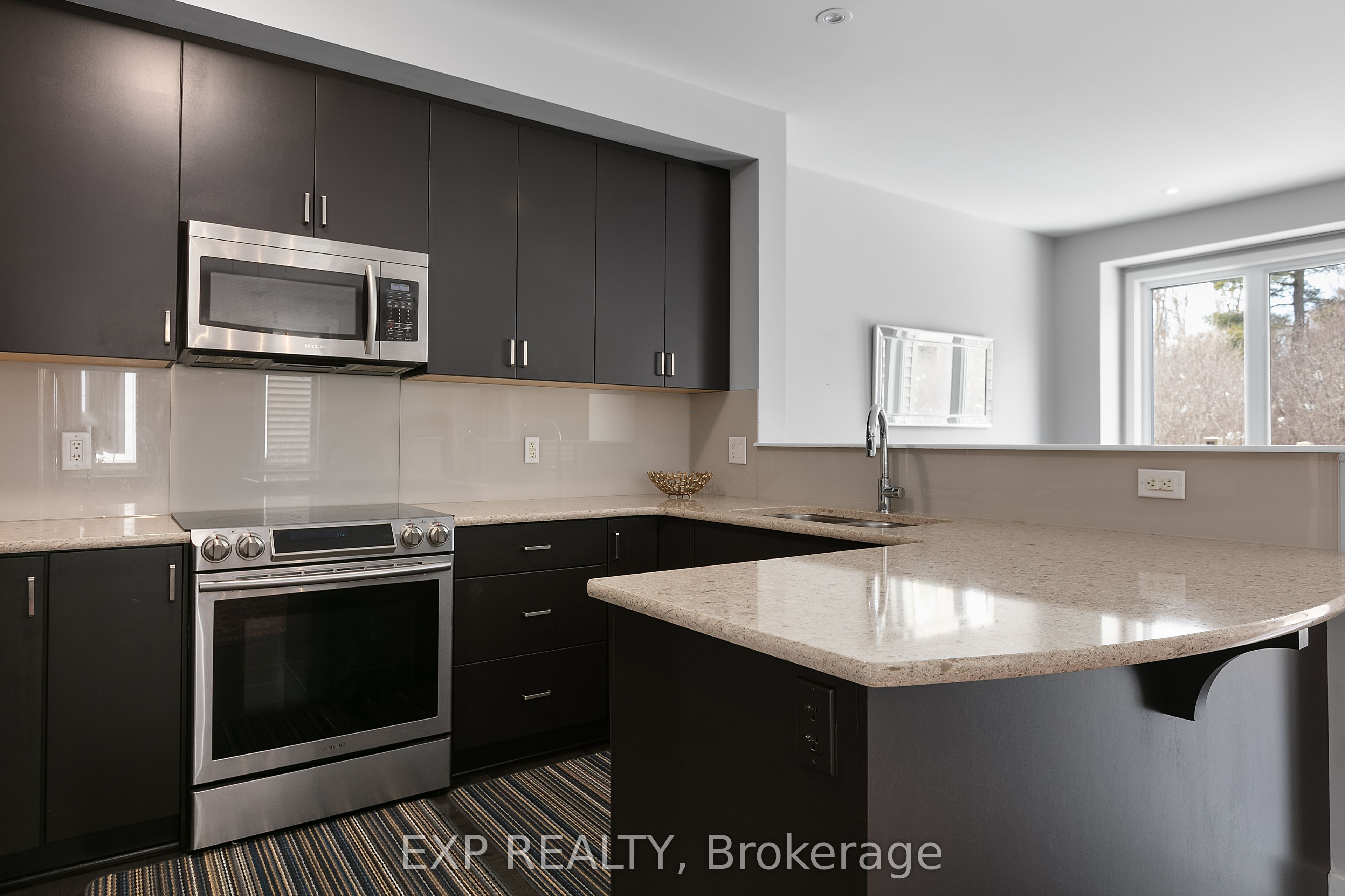 167 Highbury Park Drive Property Photo 15