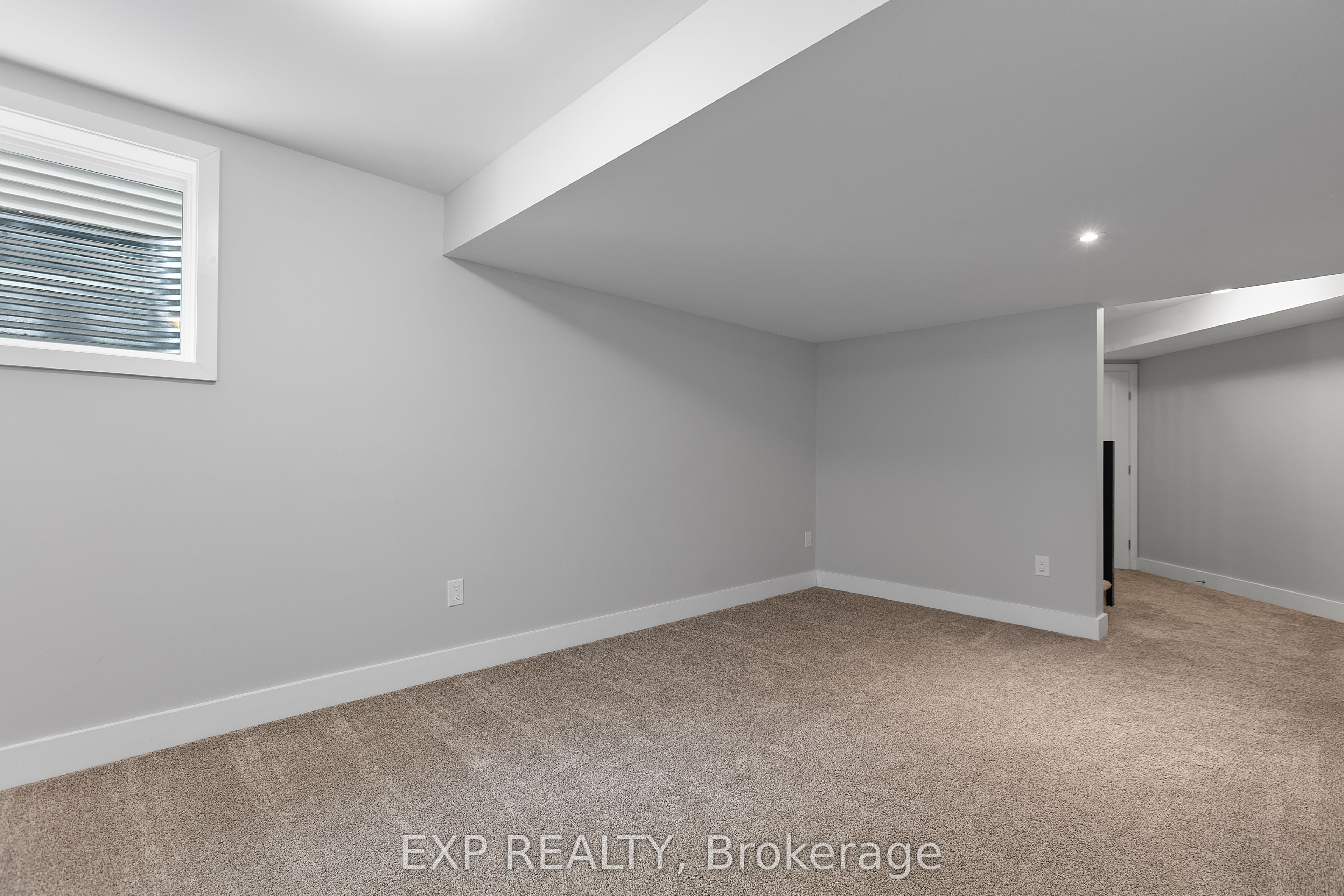 167 Highbury Park Drive Property Photo 40