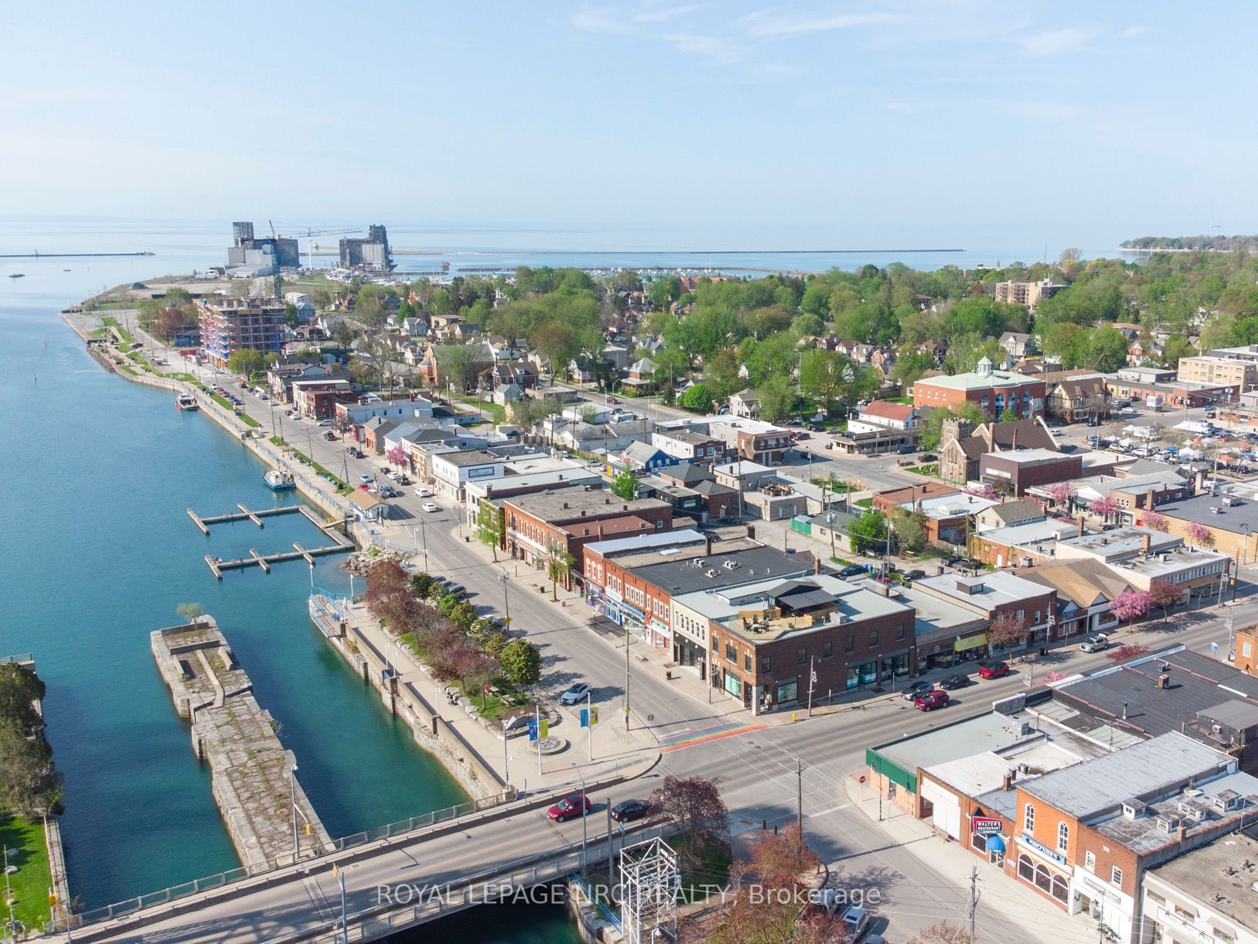 244 West Street Property Photo 14