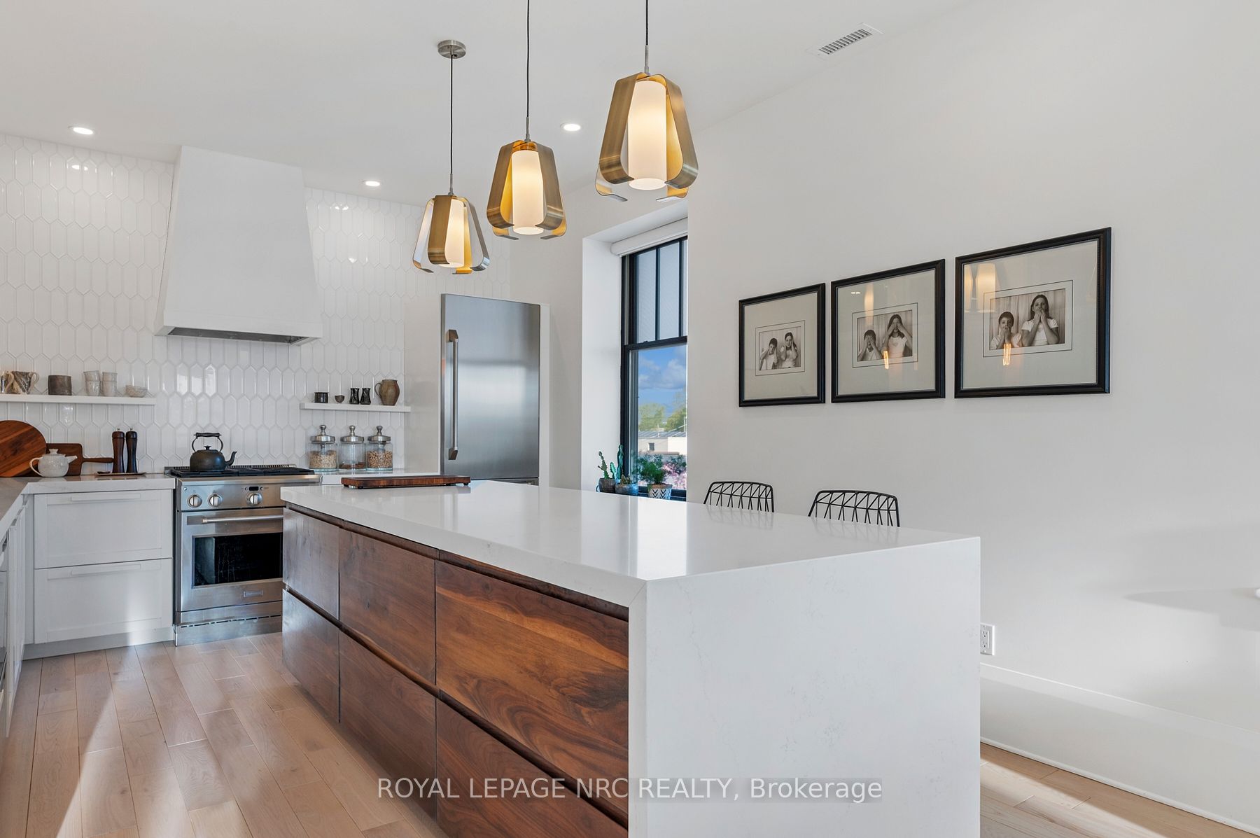 244 West Street Property Photo 27