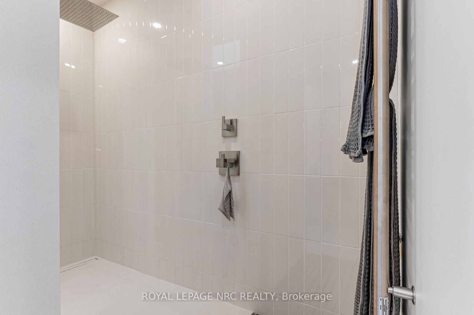 244 West Street Property Photo 37