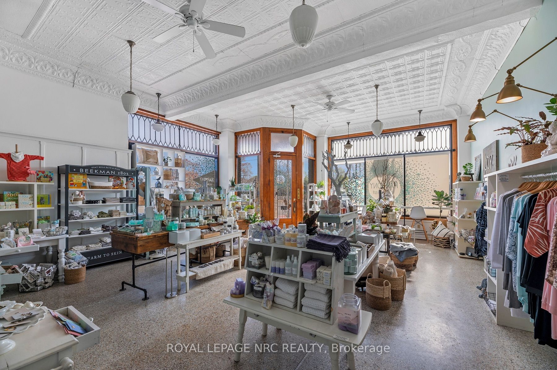 244 West Street Property Photo 43