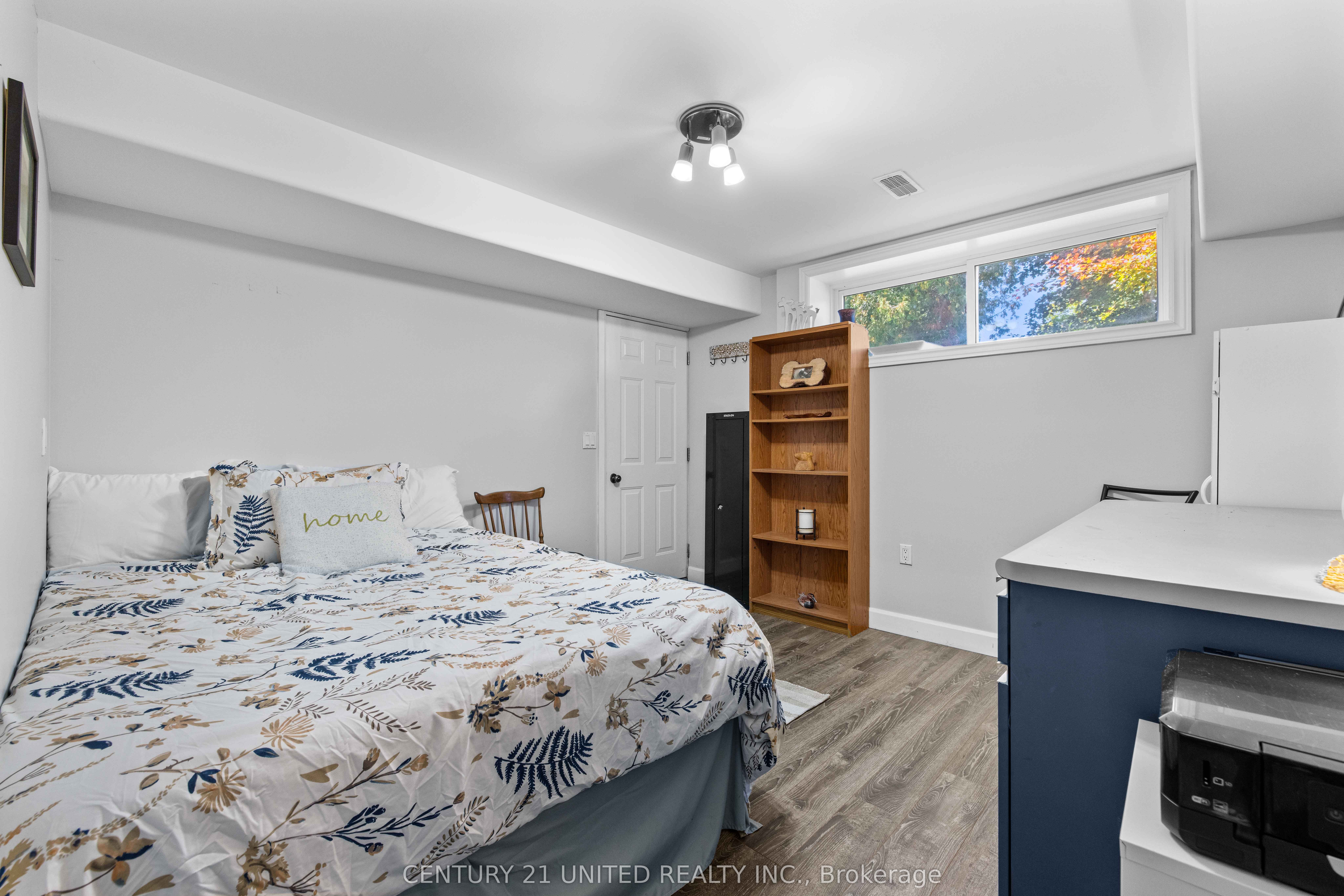 2096 Deer Bay Road Property Photo 26