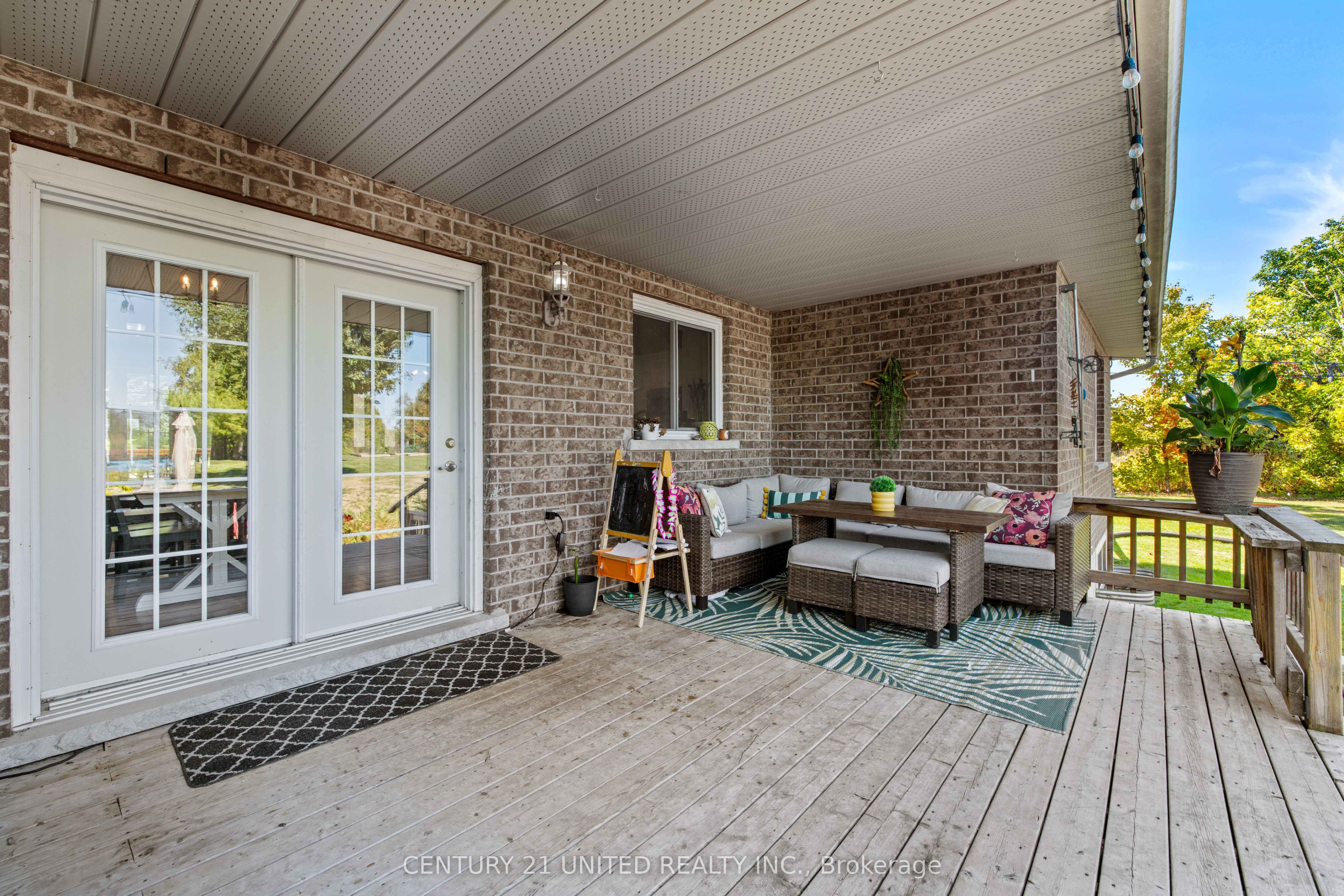 2096 Deer Bay Road Property Photo 31