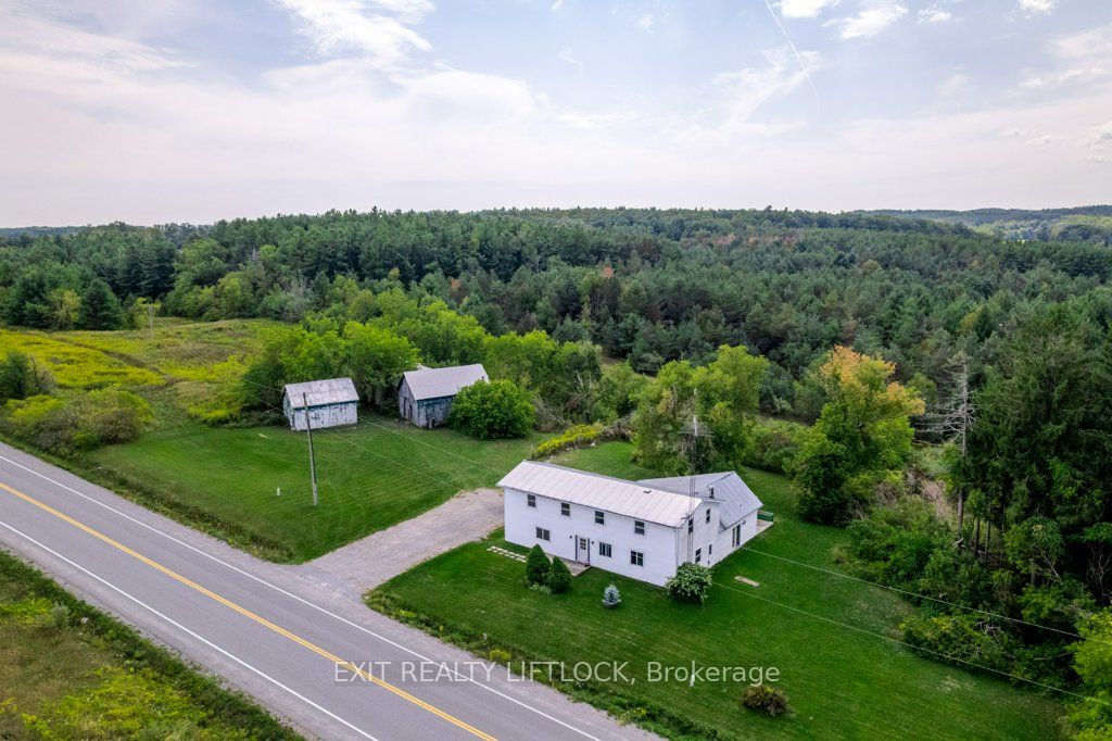 194 County Rd 10 Property Photo 1