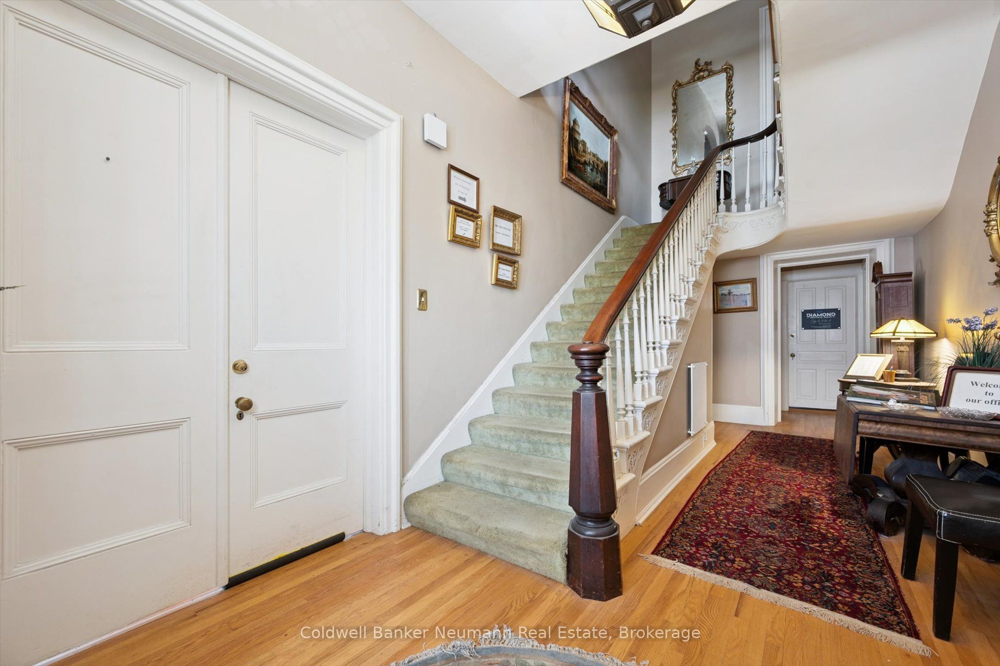 221 Woolwich Street Property Photo 6