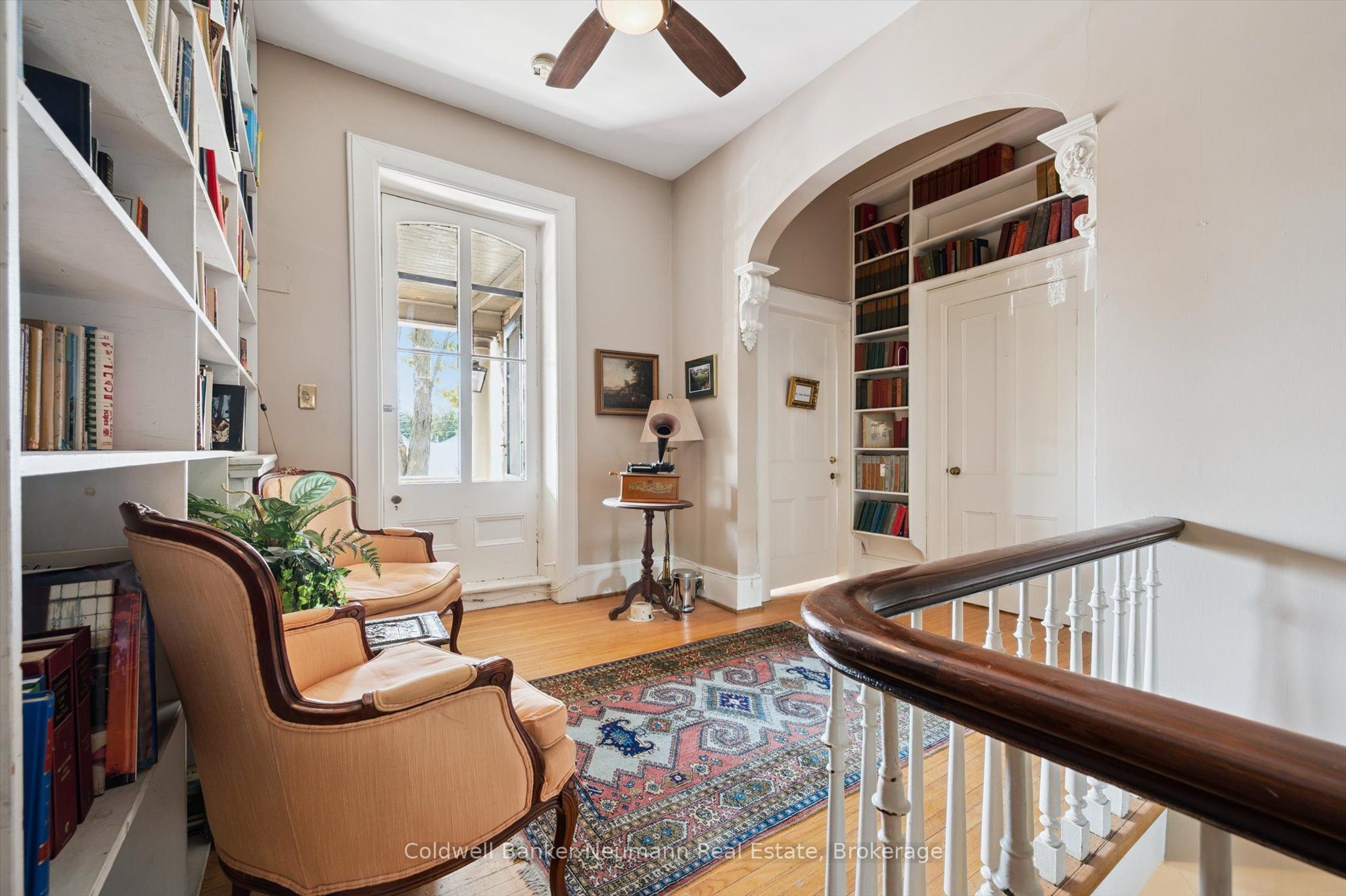 221 Woolwich Street Property Photo 25